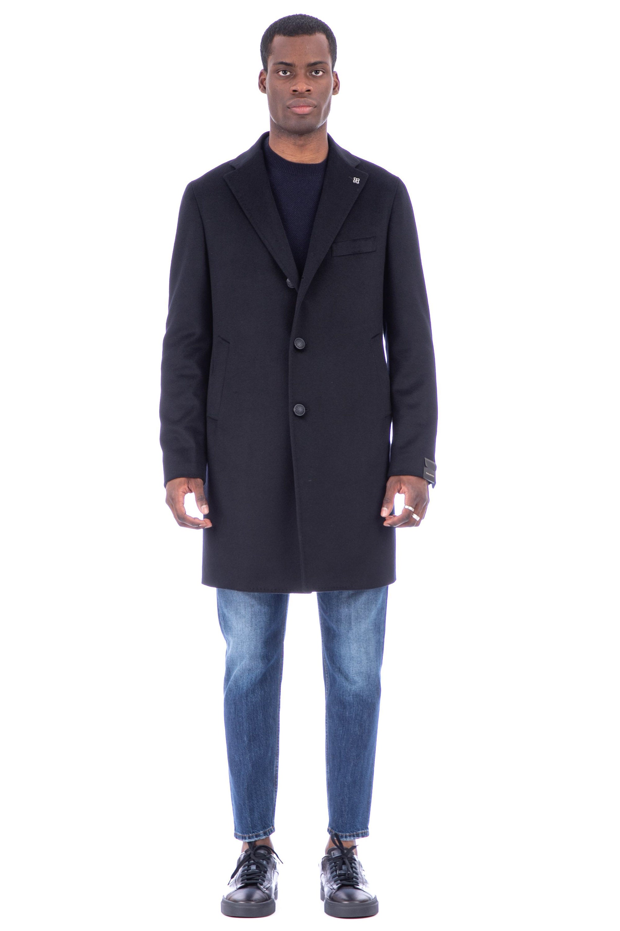 Cappotto in lana modello baronetto