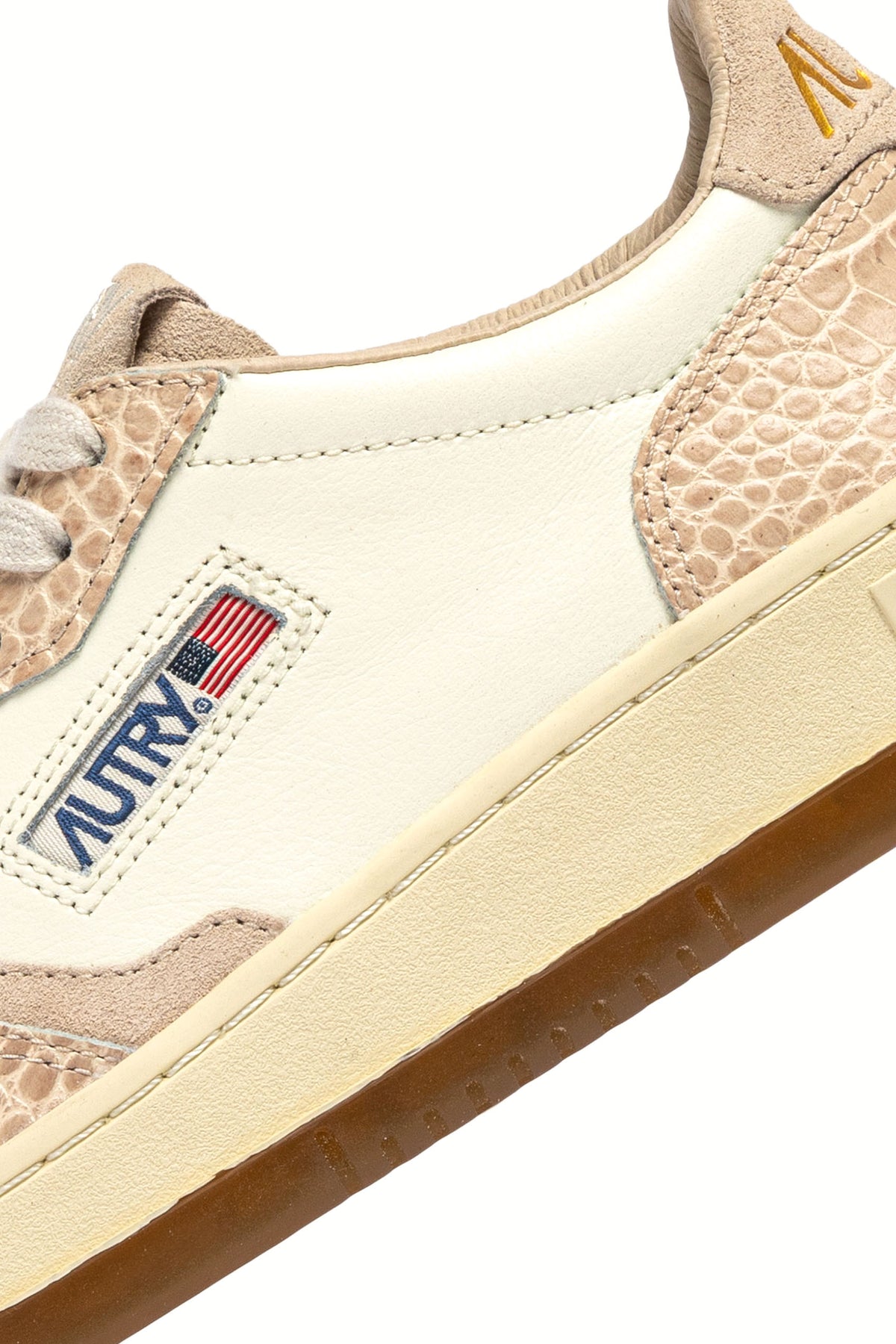 Autry Sneaker Medalist donna in pelle Marshmallow/Ivory con stampa cocco AULW CZ01 MRSH/IVORY
