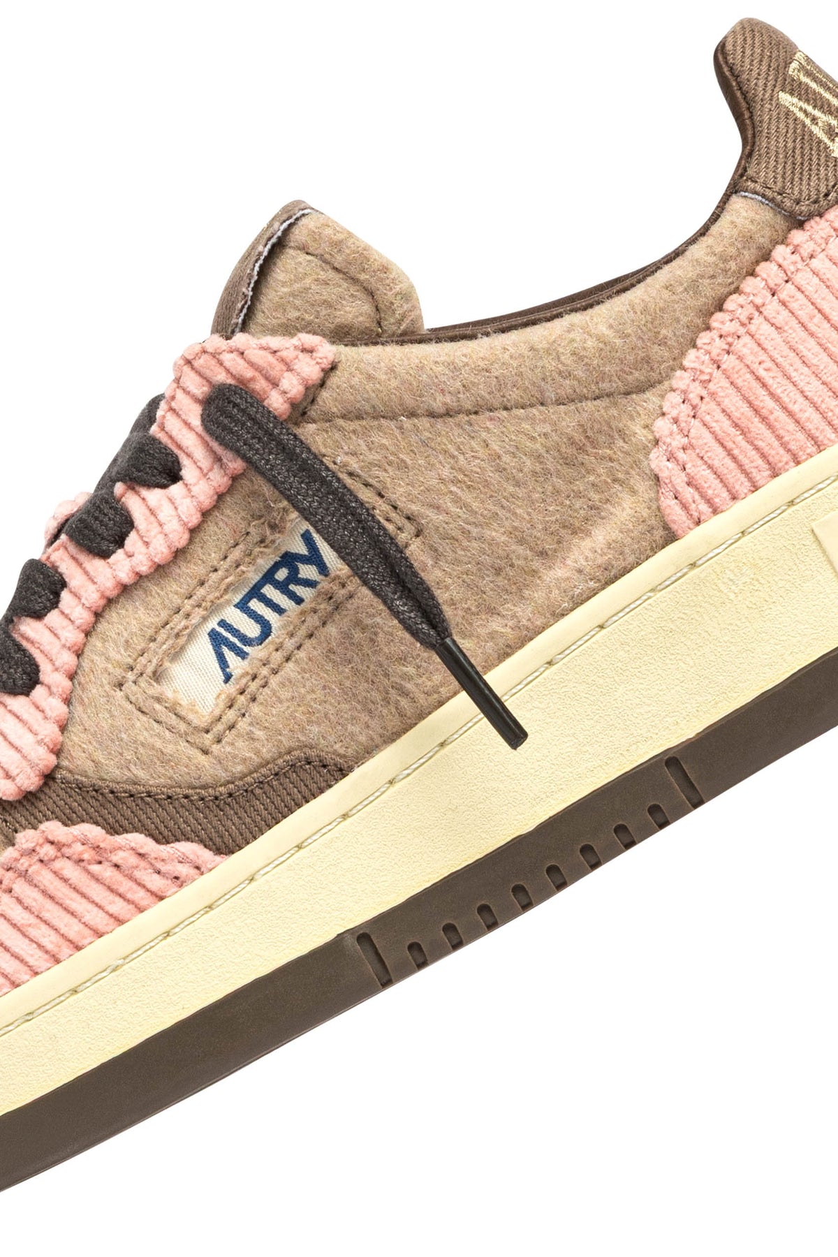 Autry Sneaker Medalist donna in velluto Pink/Chocolate con mix di texture AULW V101 PINK/CHOCO