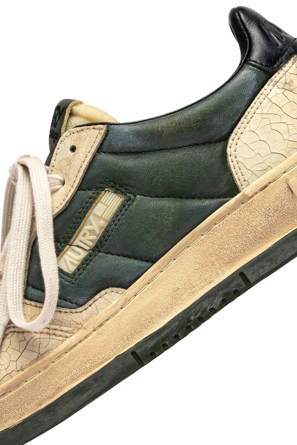 Autry Sneaker SuperVintage in pelle imbottita White Asper/Rifle Green AVLM AD02 WH AS/RF GR
