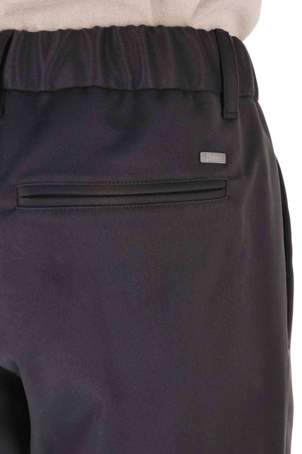 Herno Pantalone tecnico con vita elasticata PT000226U/2 12905 9300