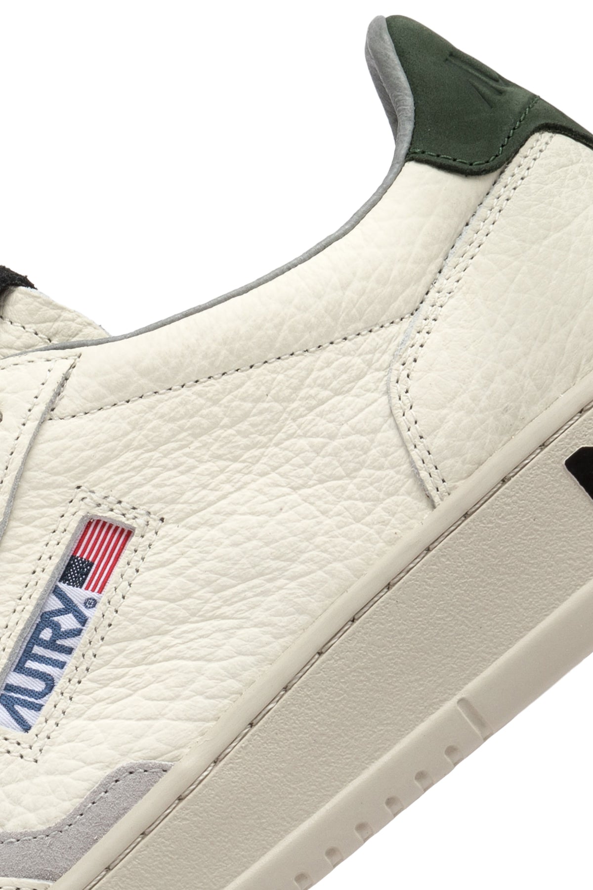 Autry Sneaker Medalist low in pelle effetto elephant talloncino verde AULM NE05 MNT/LOFT