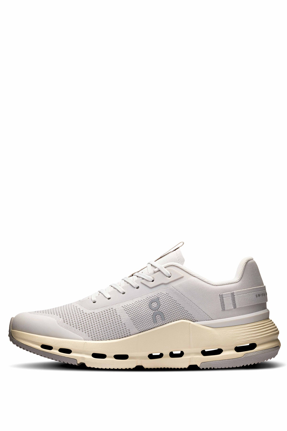 On Sneaker donna Cloudnova Form 2 TT 3WF10553244 WOLF CREAM