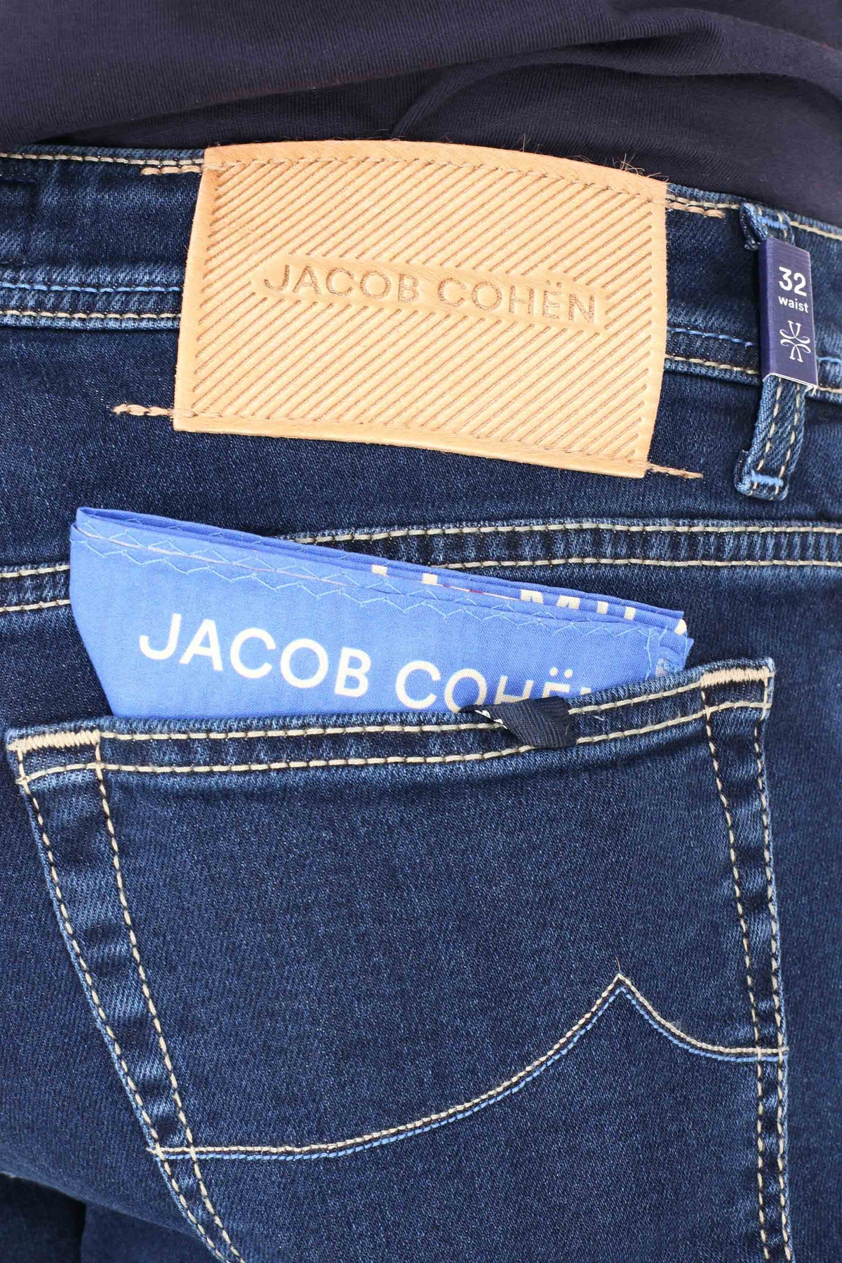 Jacob Cohen Jeans comfort etichetta cavallino intarsiato Bard fit QE004-040-P3621 100D