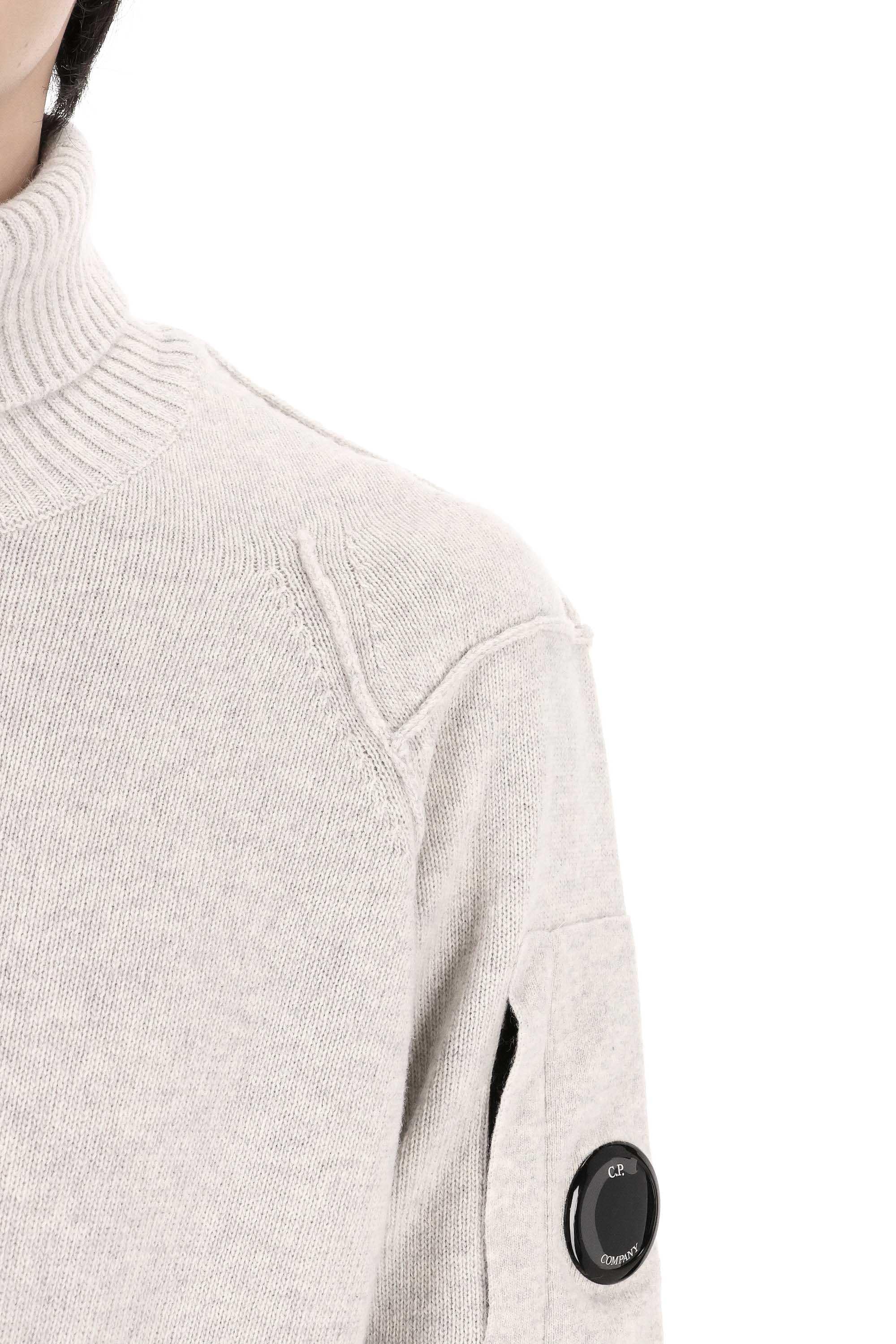 Maglia dolcevita in lana di agnello CMKN142A 110149A M13 CP Company