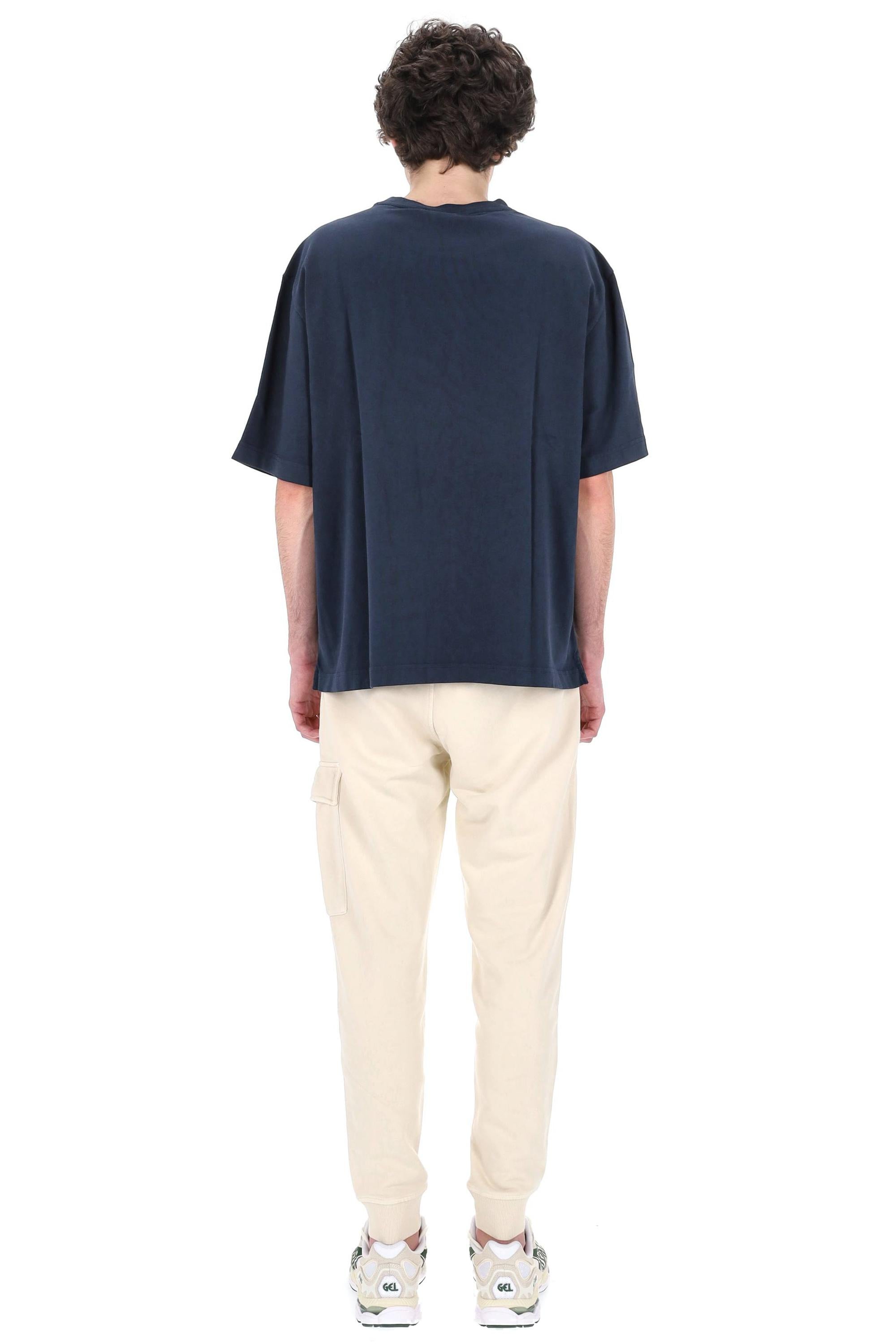 Maison Kitsuné Tshirt in cotone oversize con volpe tono su tono PM00109KJ0119 CLASSIC NAVY