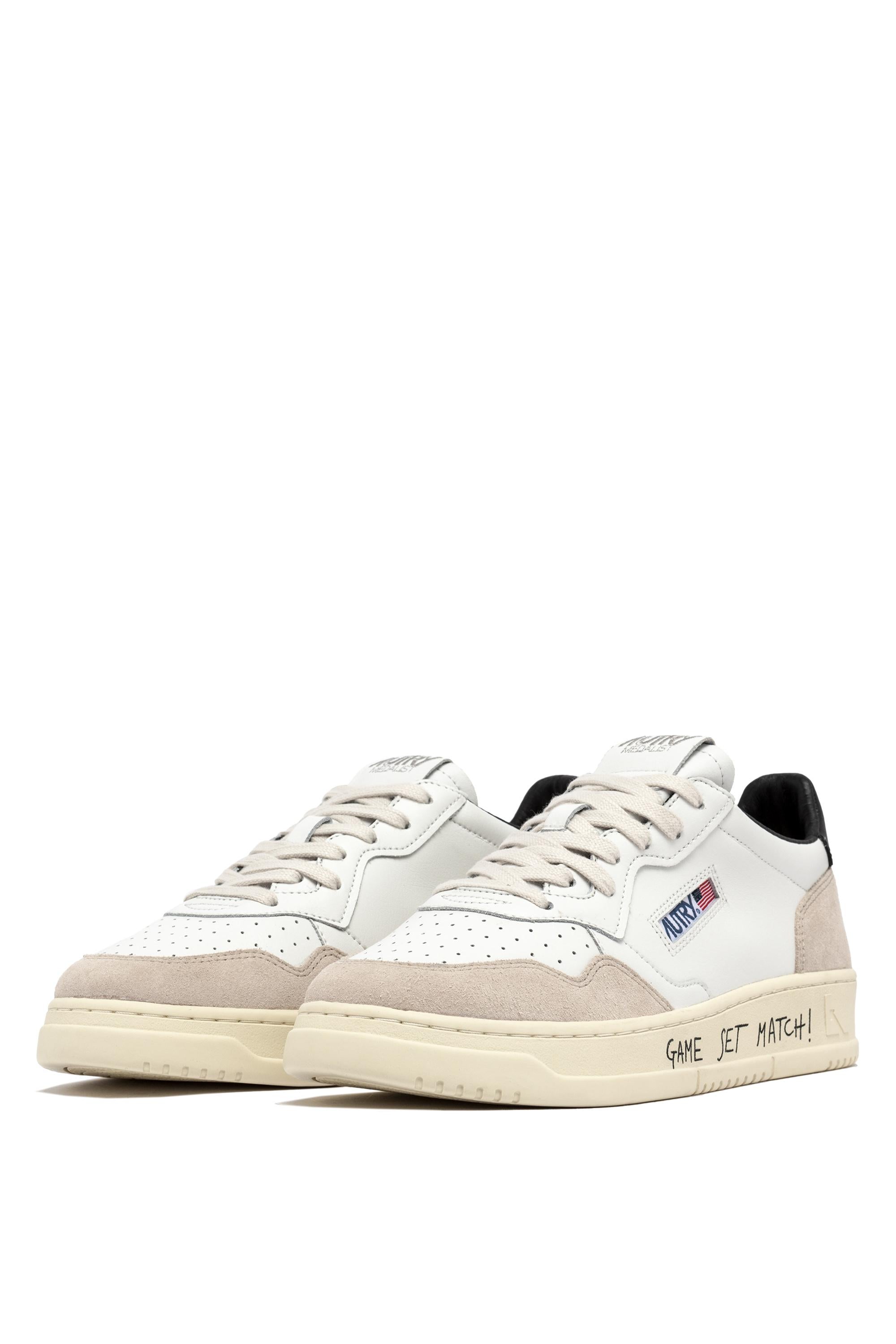 Autry Sneakers pelle e camoscio con scritta Game Set Match AULM MA04 WHT/BLACK