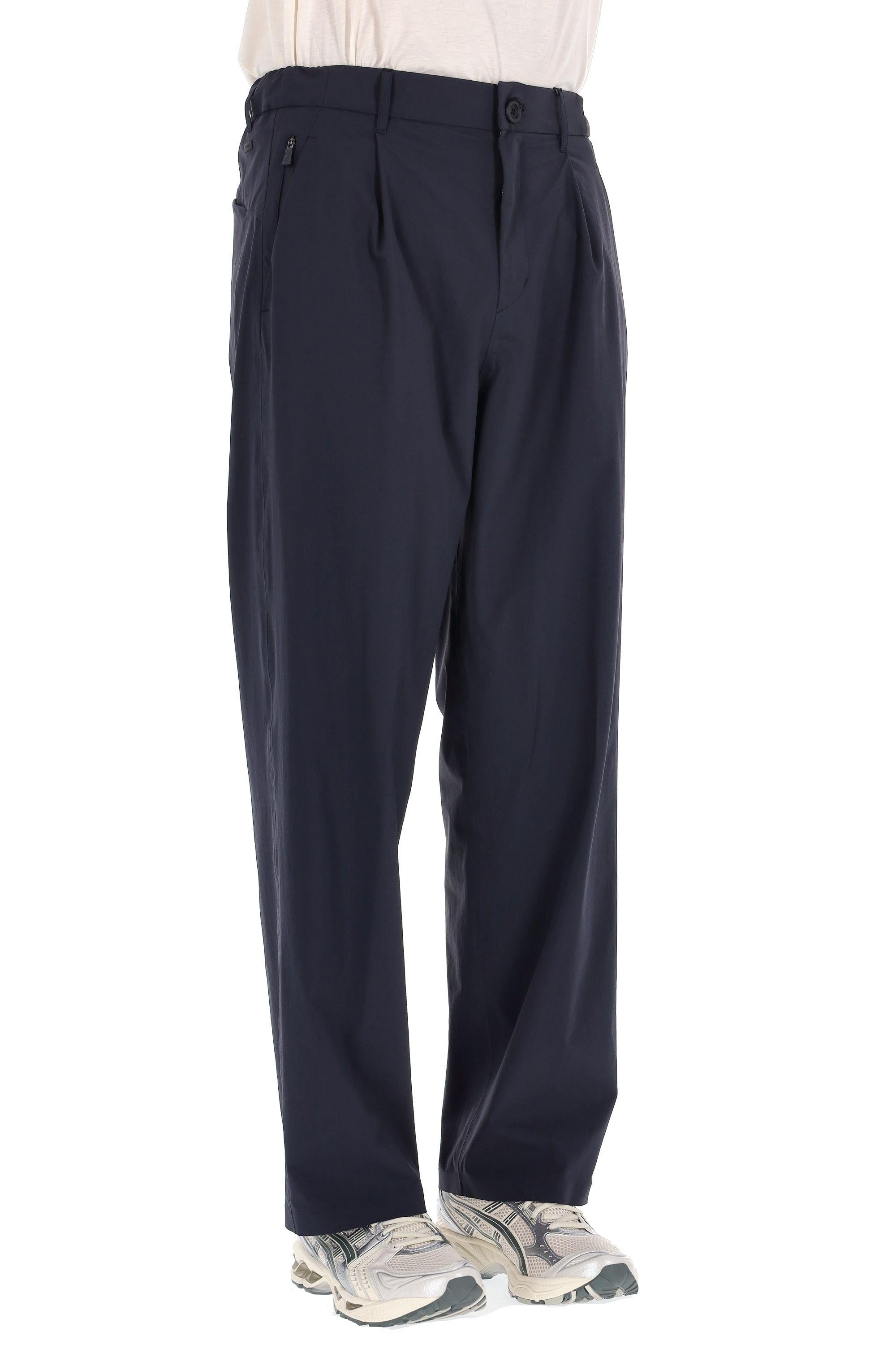 Pantalone tecnico superlight over fit PT000095U 9201 Herno