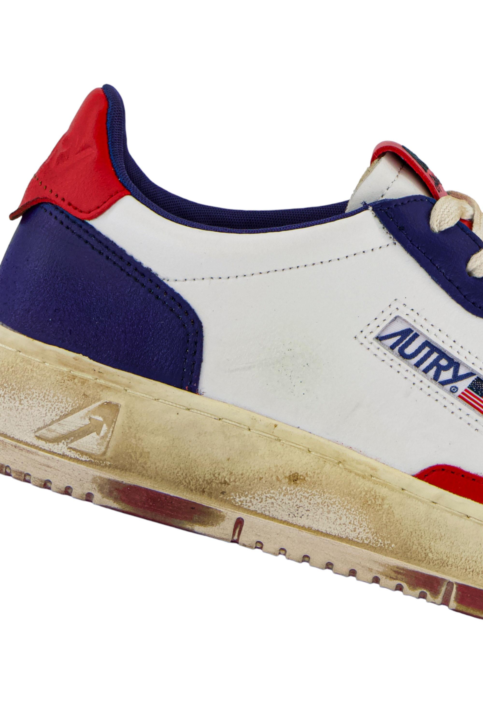 Sneaker super vintage in pelle rosso e blu AVLM NF04 TWLBL/CHNRED Autry