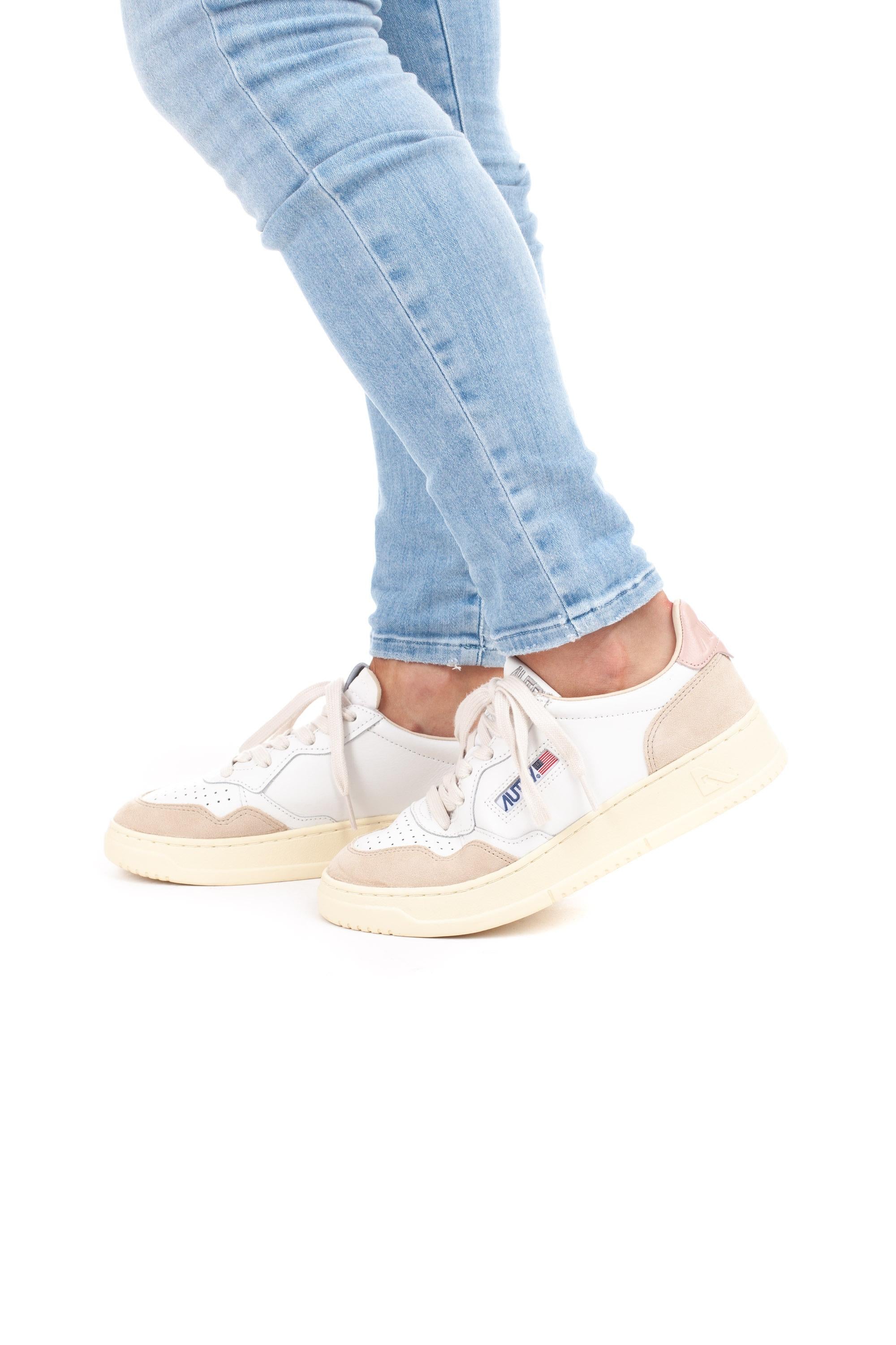 Autry Sneaker Medalist donna bimateriale talloncino rosa AULW - LS37 WHT/POW