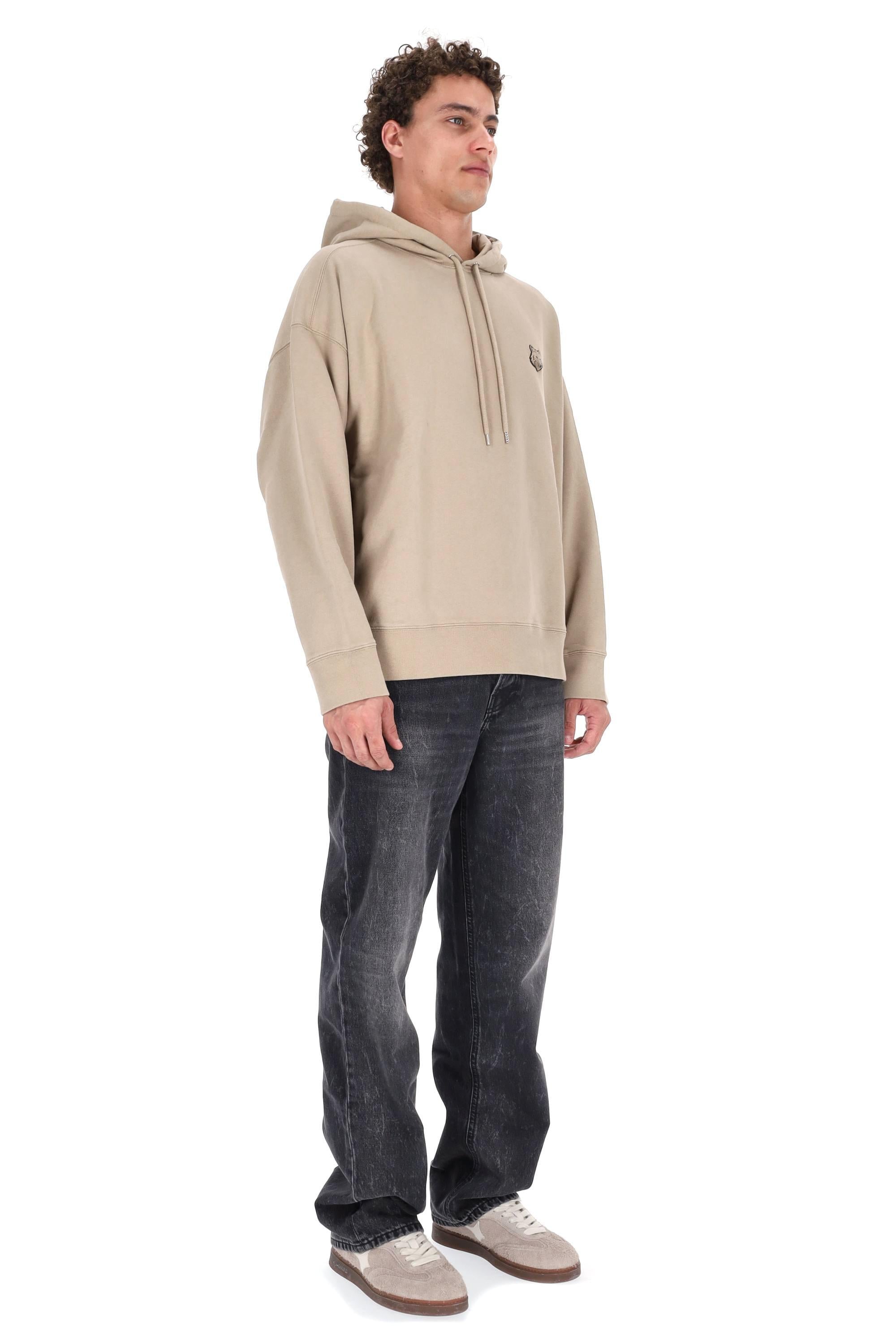 Maison Kitsuné Felpa fox con cappuccio oversize PM00706KM0340 0302