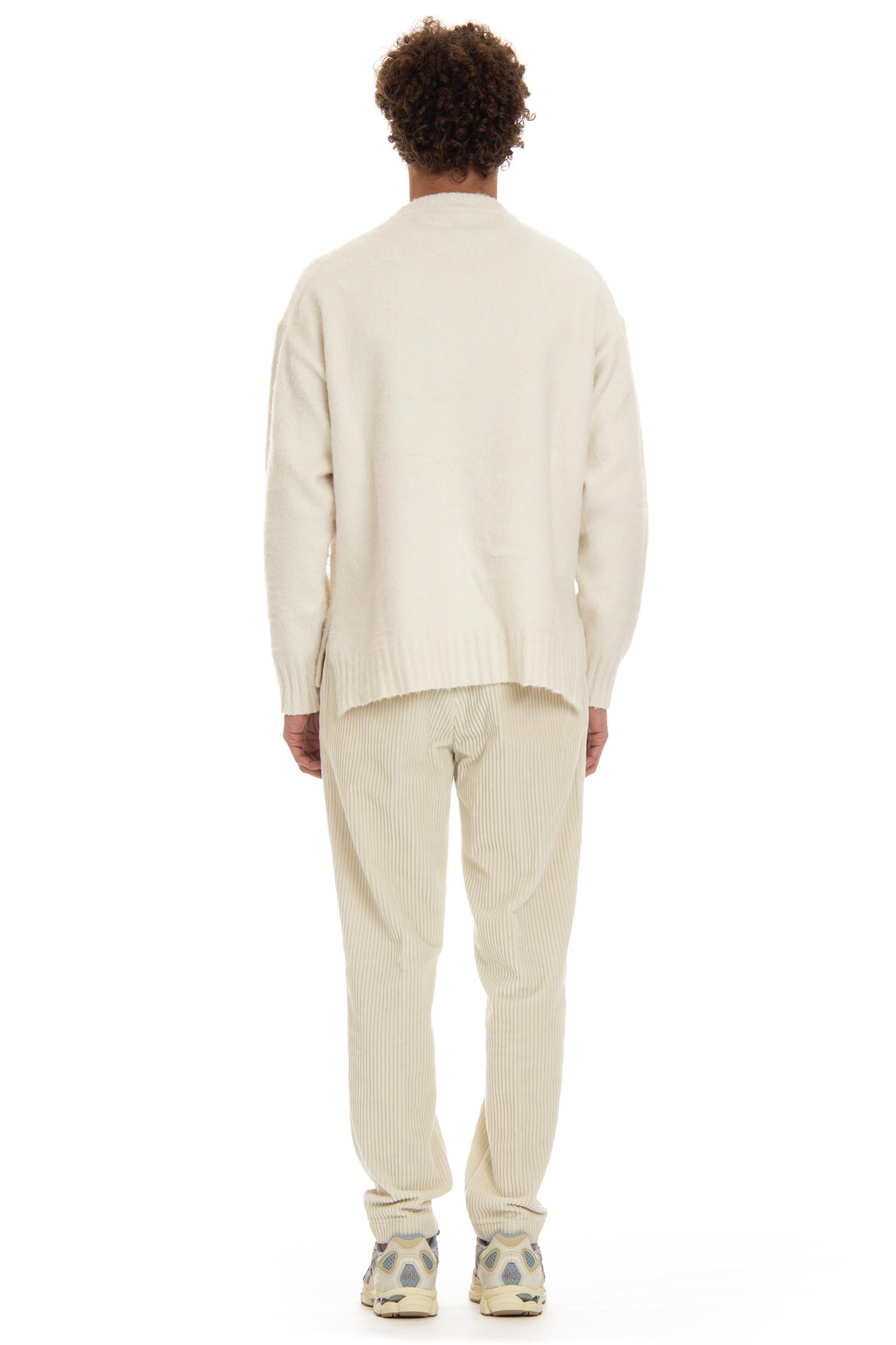 Maglia girocollo oversize in cotone con spacchi RA5301 RA4502 Roberto Collina