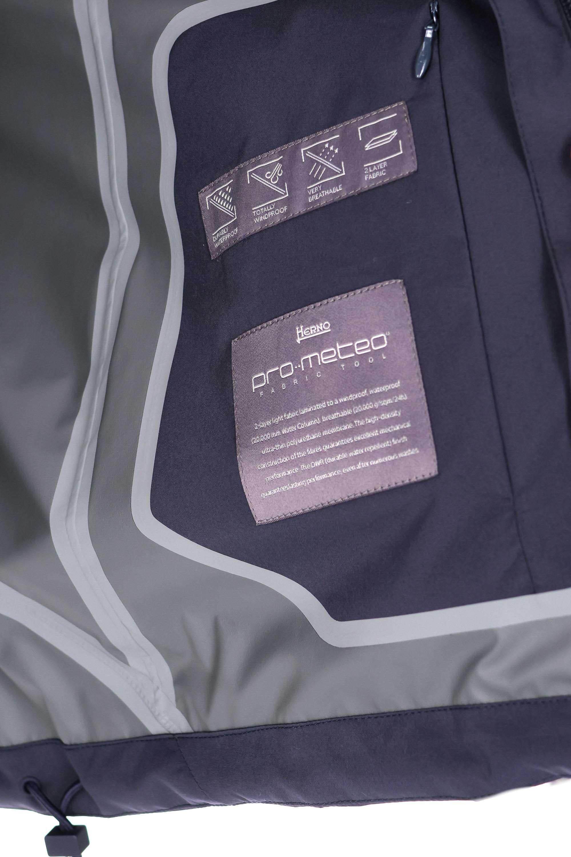 Herno Giubbino bomber in nylon anti acqua Functional Wardrobe GI000618U/2 9201