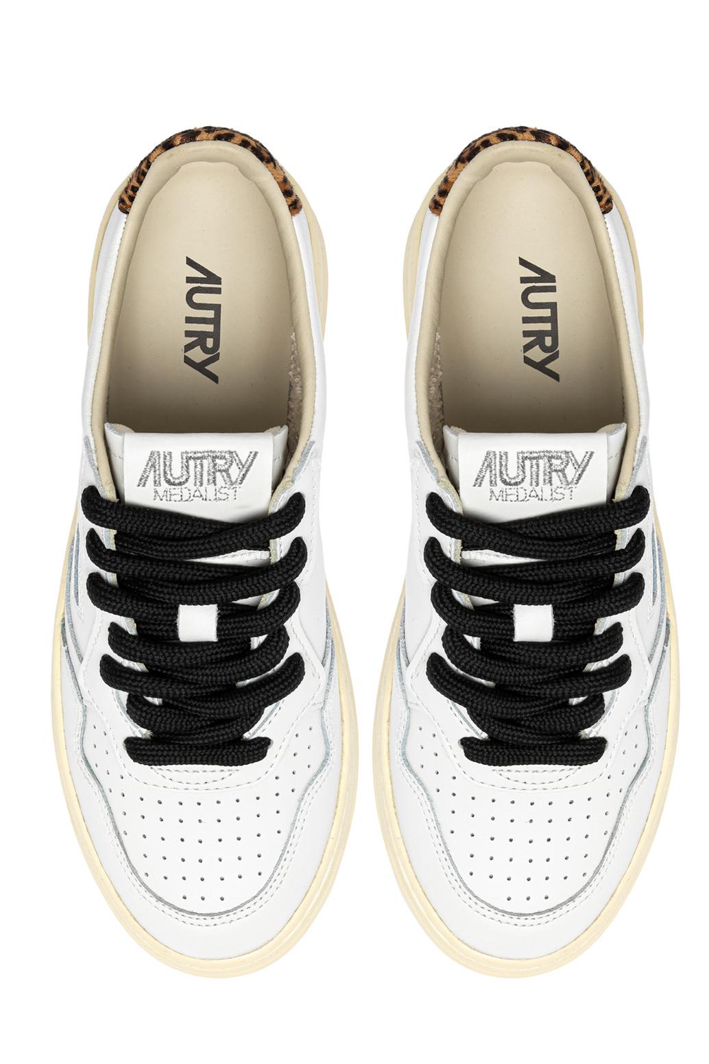 Autry Sneaker donna Medalist talloncino animalier e lacci neri AULW OC01 WHT/LEOP