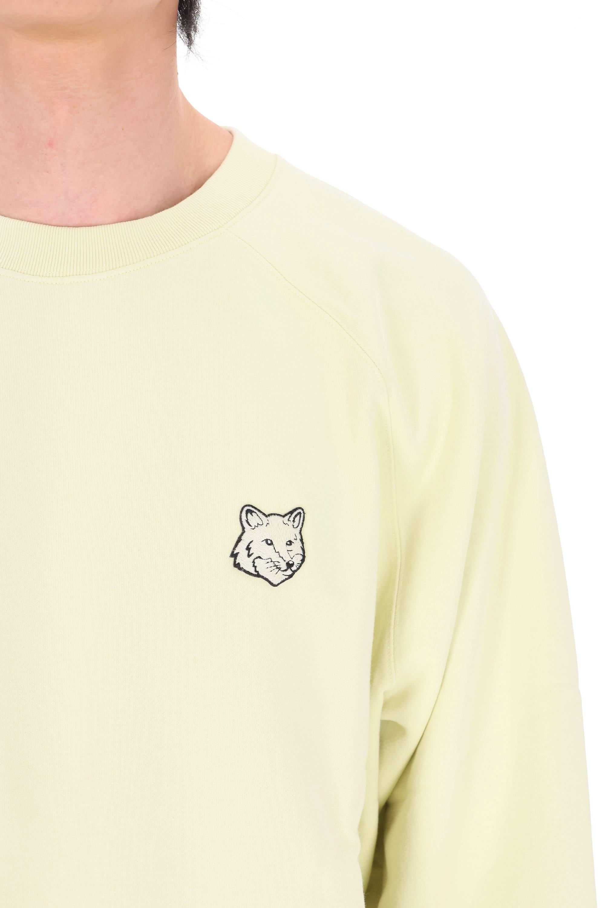 Maison Kitsuné Felpa girocollo in cotone over fit con volpe tono su tono PM00306KM0340/2 ALOE GREEN