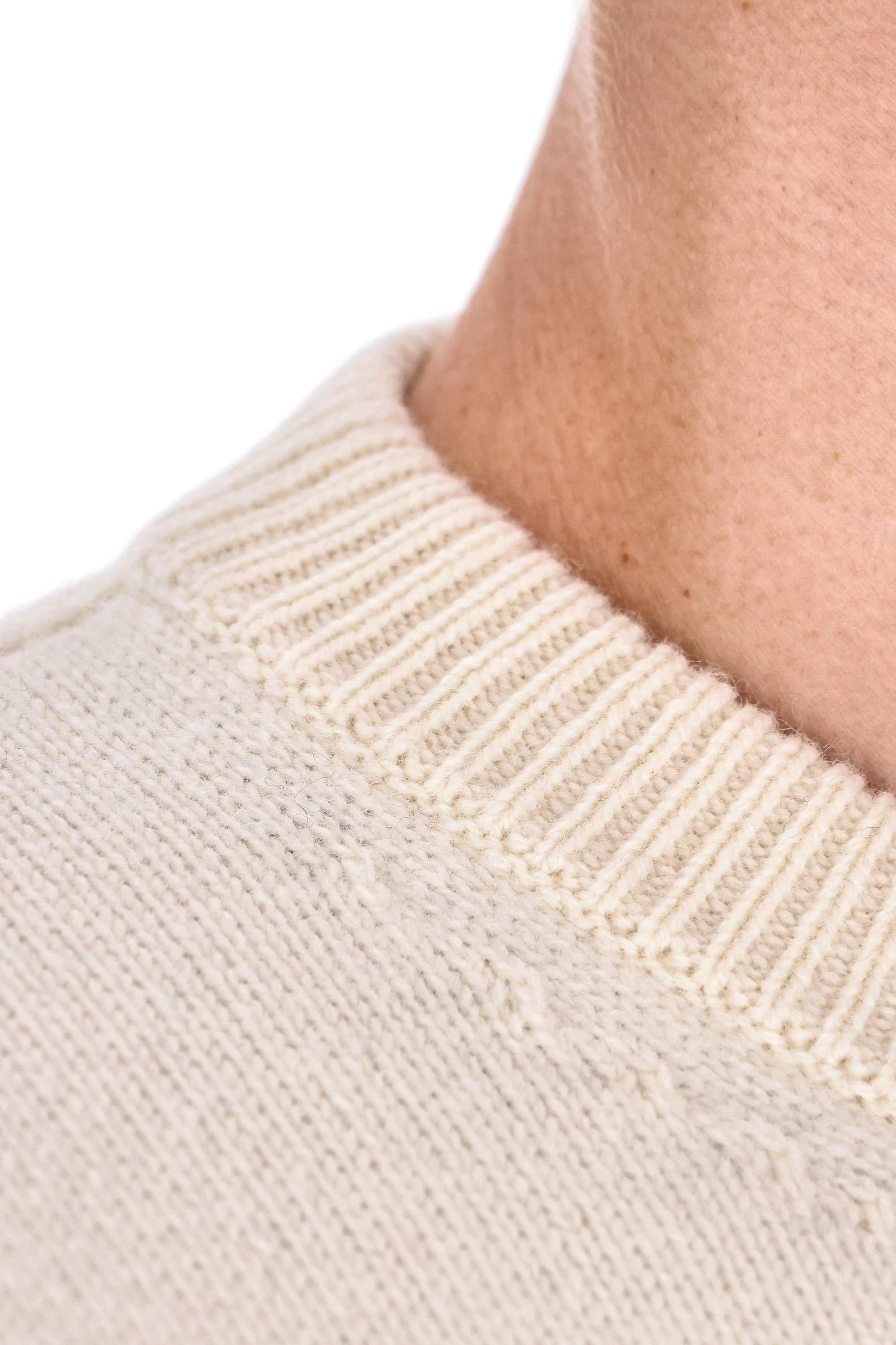 Maison Kitsuné Maglia girocollo in lana merino con ricamo fox grande PM00816KM0329 0395