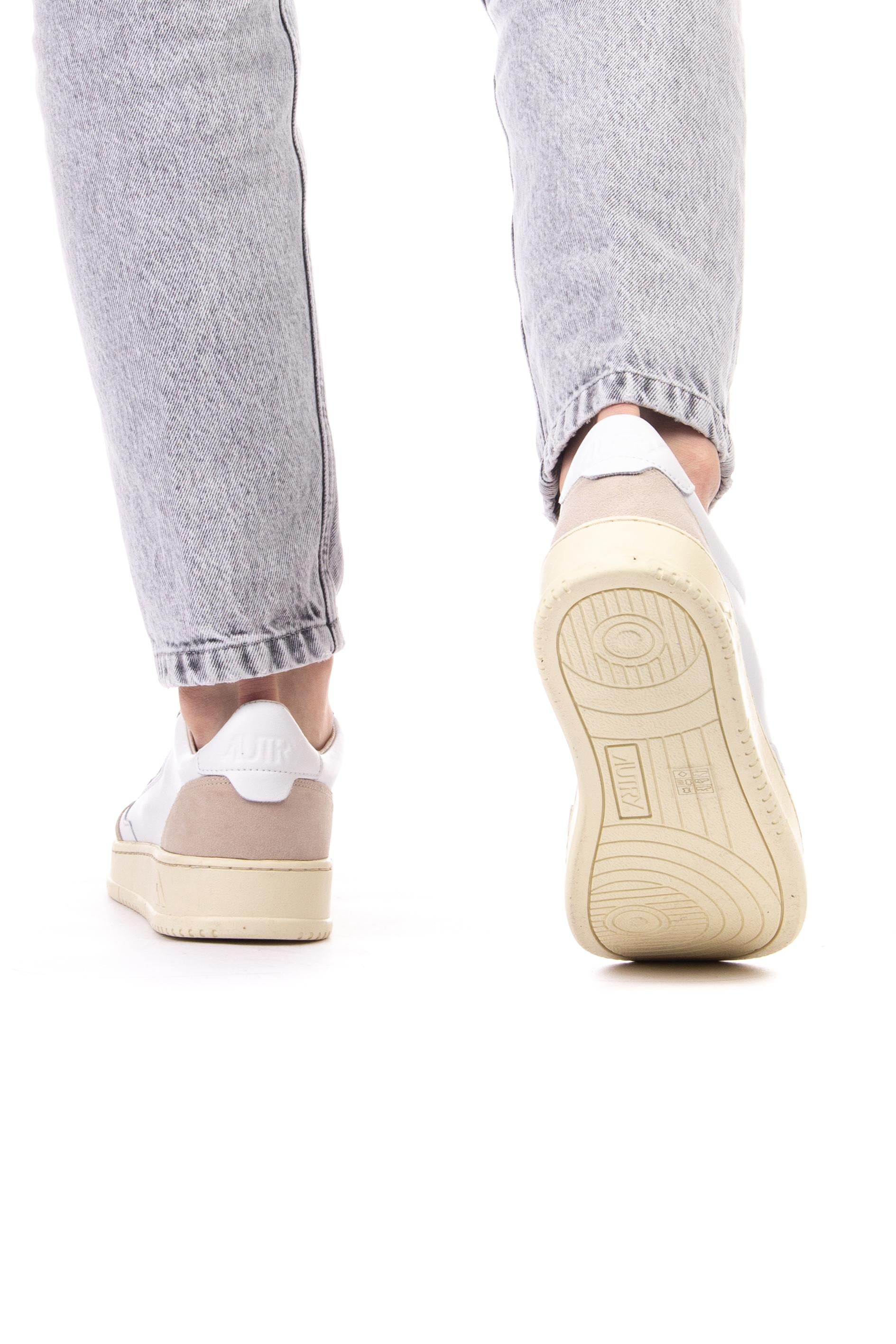 Autry Sneaker bimateriale in pelle e camoscio talloncino bianco AULM LS33/2 LEAT/SUEDE WHT