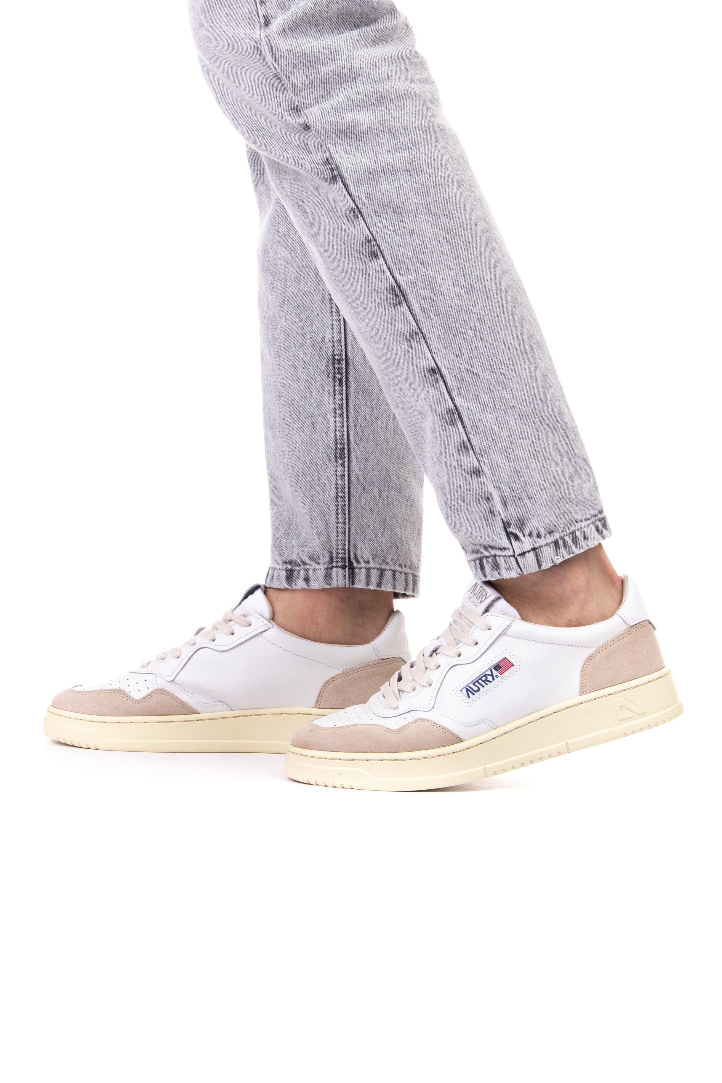 Autry Sneaker bimateriale in pelle e camoscio talloncino bianco AULM LS33/2 LEAT/SUEDE WHT