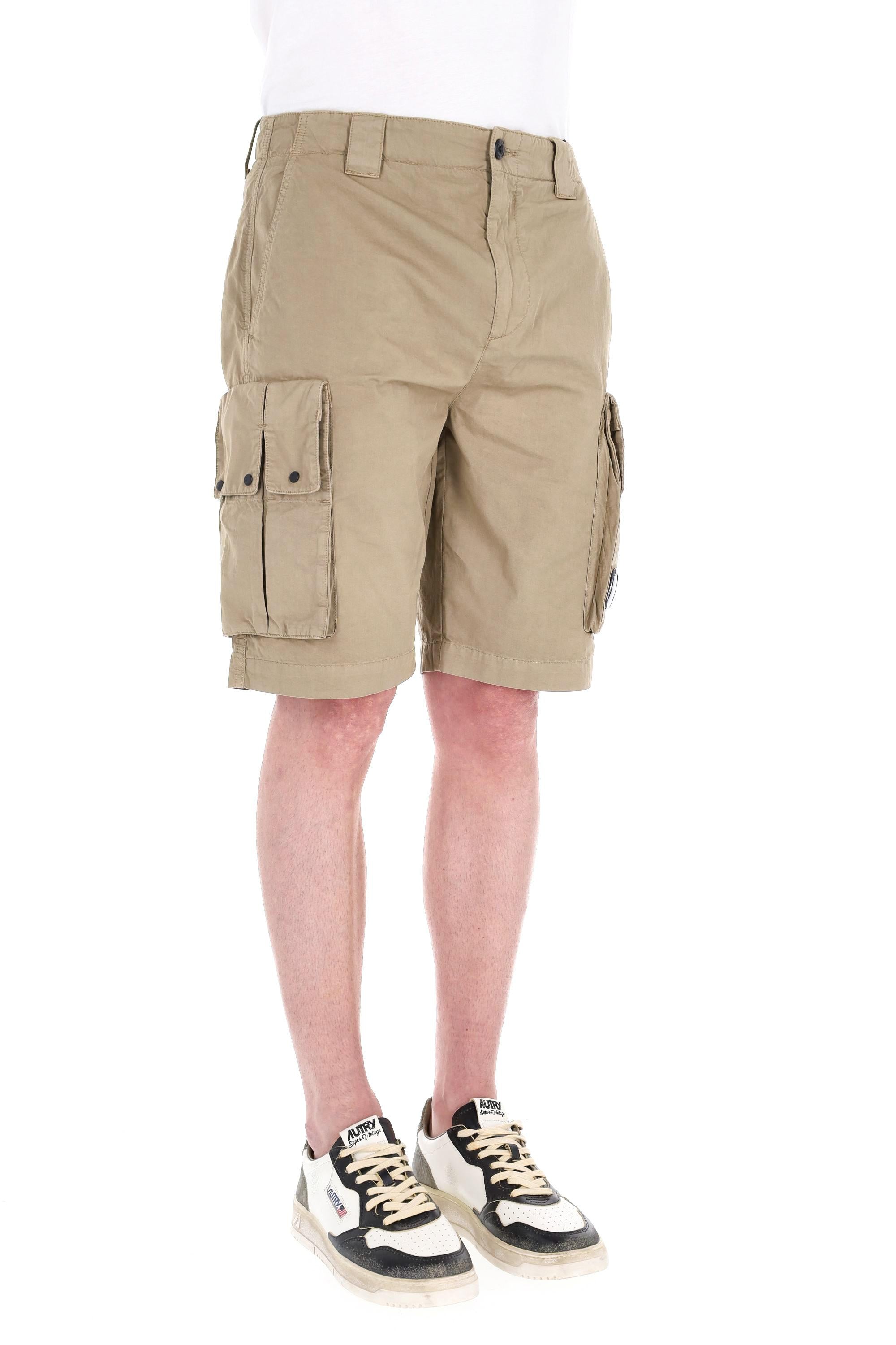 CP Company Bermuda in cotone gabardina modello cargo MBE315A11 0340O 305