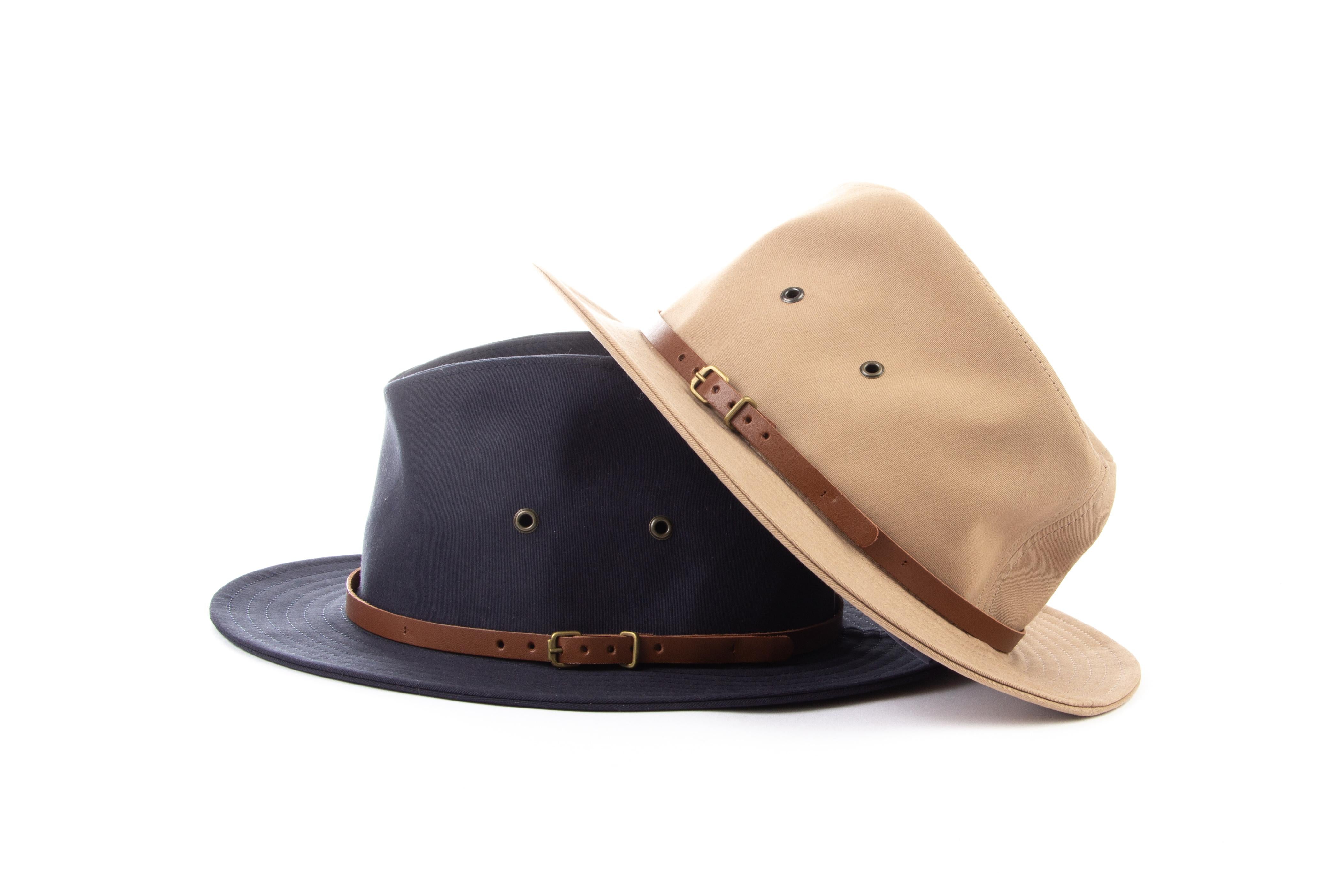 Cappello in cotone con dettagli in pelle E77CPLE04 TES0E159/2 11 Eleventy