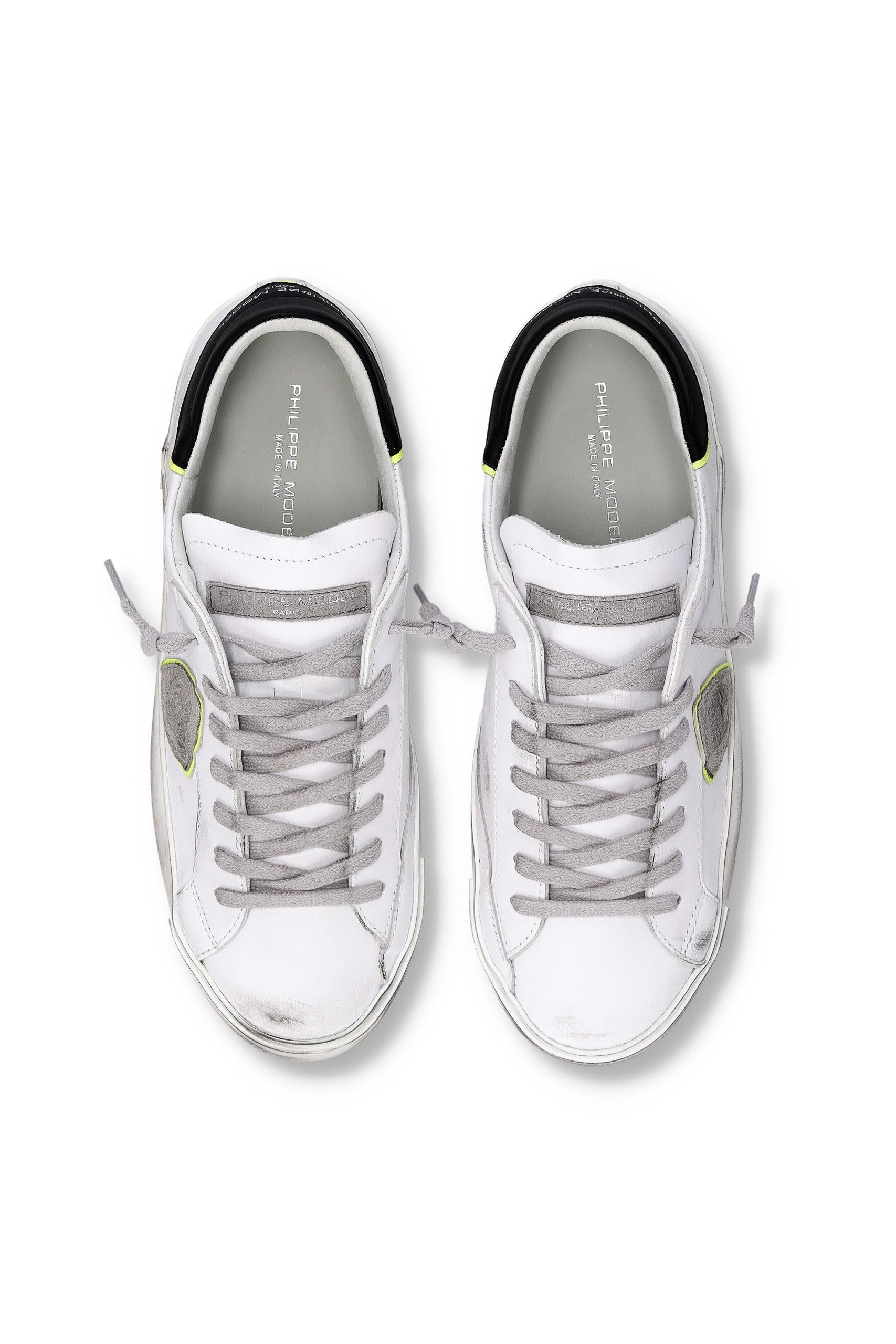 Sneaker in pelle talloncino nero mod. Paris PRLU PRSX_5 VV09 Philippe Model