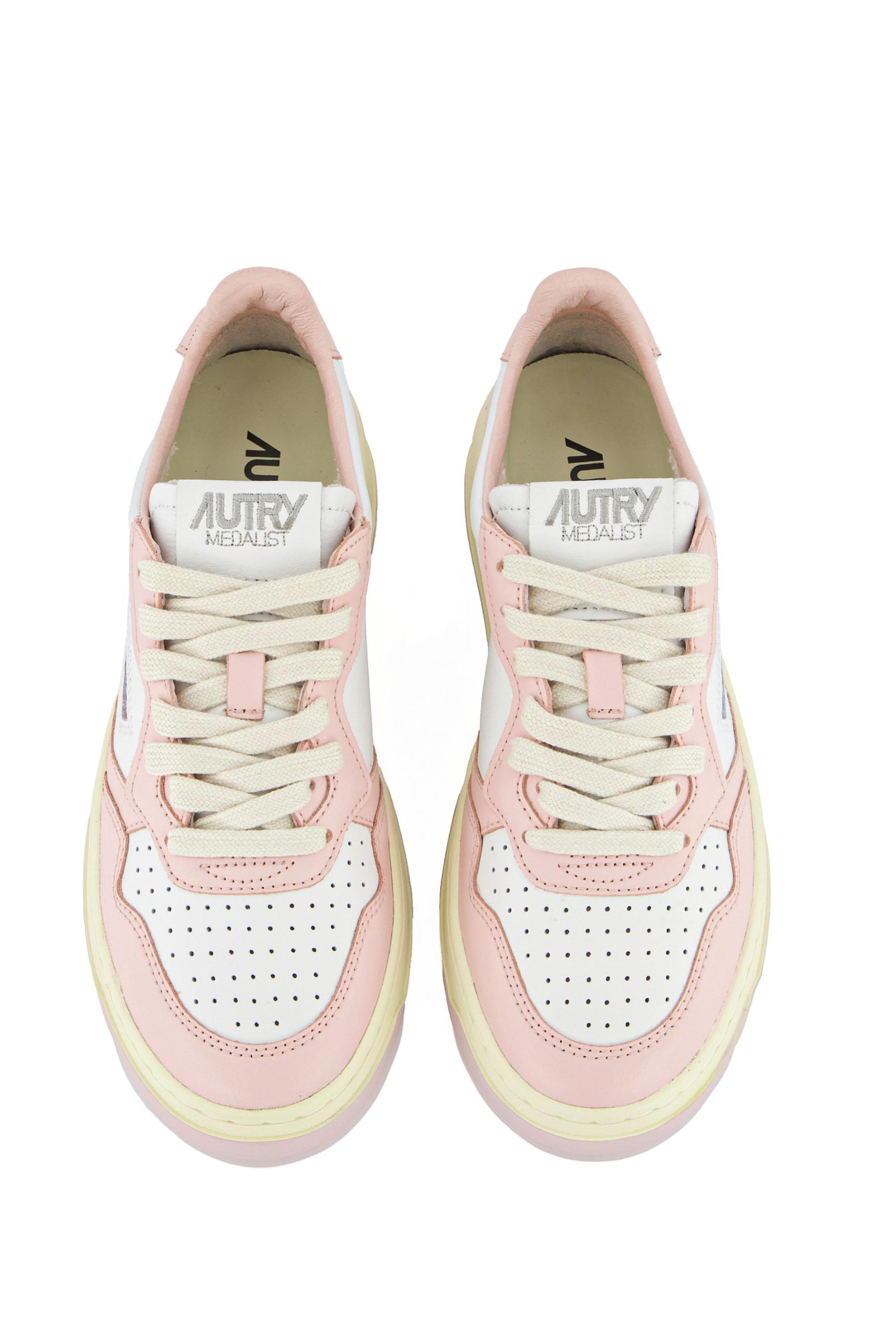 Sneaker Medalist donna bicolor in pelle AULW WB52 WHT/POW Autry