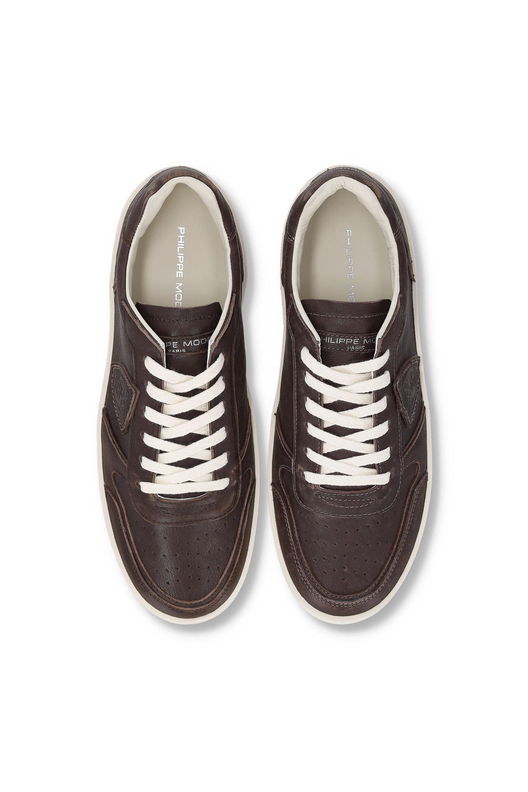Sneaker in pelle marrone modello Nice VNLU NICE/5 WW01 Philippe Model