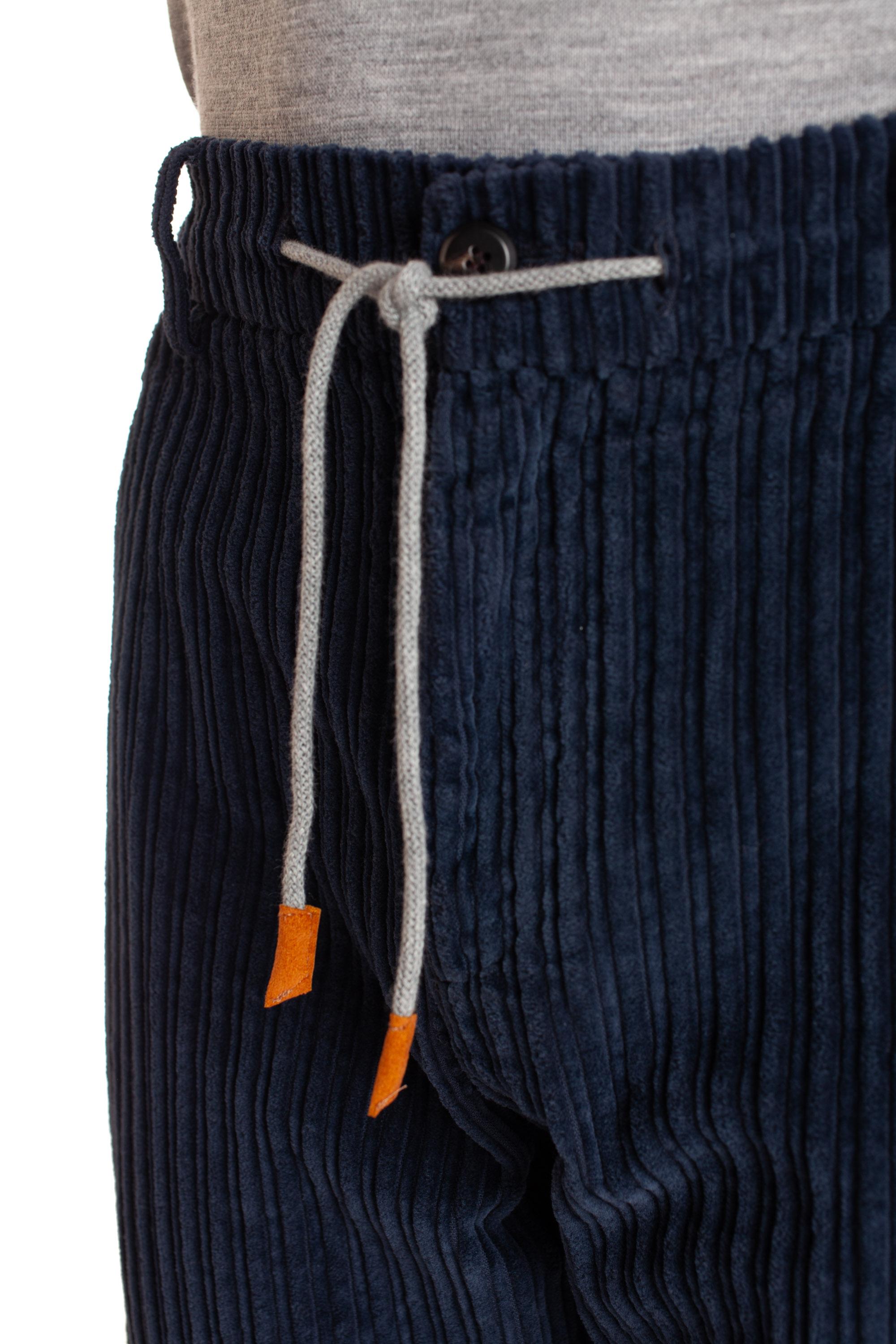 Pantalone jogger in velluto costa roccia H70PANH01/2 TET0H008 11 Eleventy