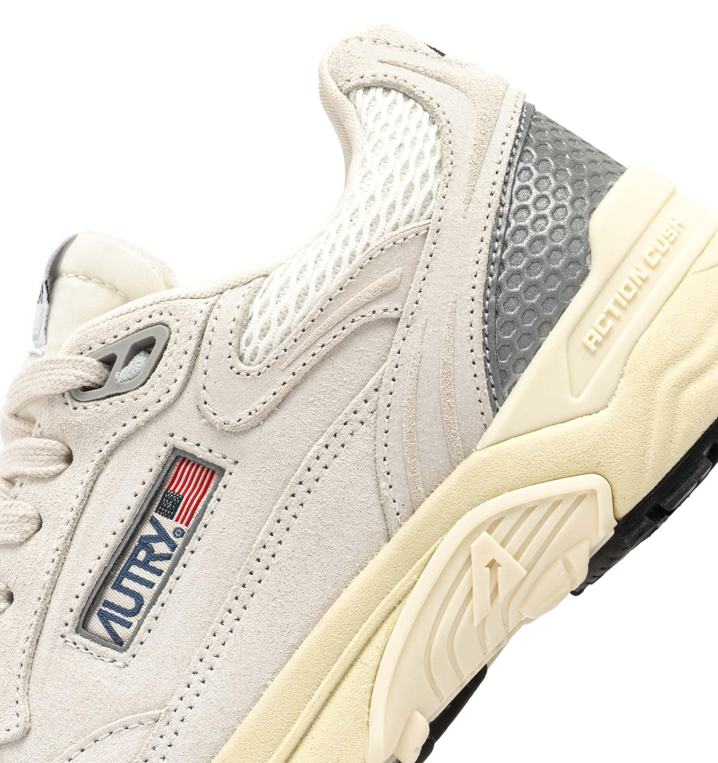 Autry Running in camoscio modello Hyperway HYLM UM10 WHT/SILV