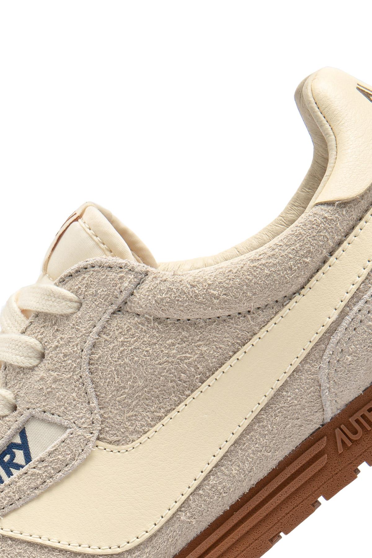 Autry Sneaker Windspin in camoscio WSLM UB01 WIFE/RUT