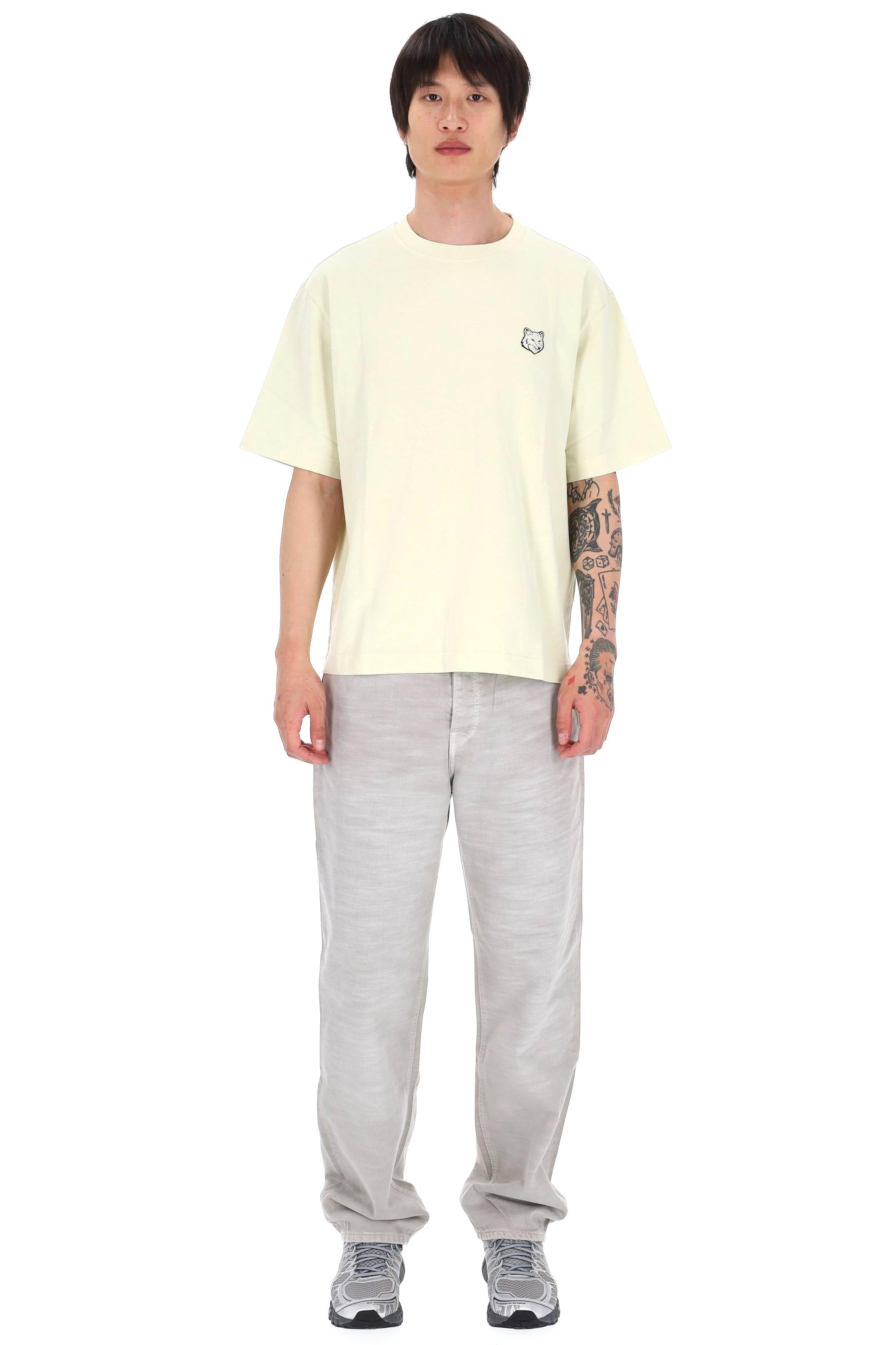 Maison Kitsuné T-shirt in cotone over fit con volpe tono su tono PM00109KJ0119/2 ALOE GREEN