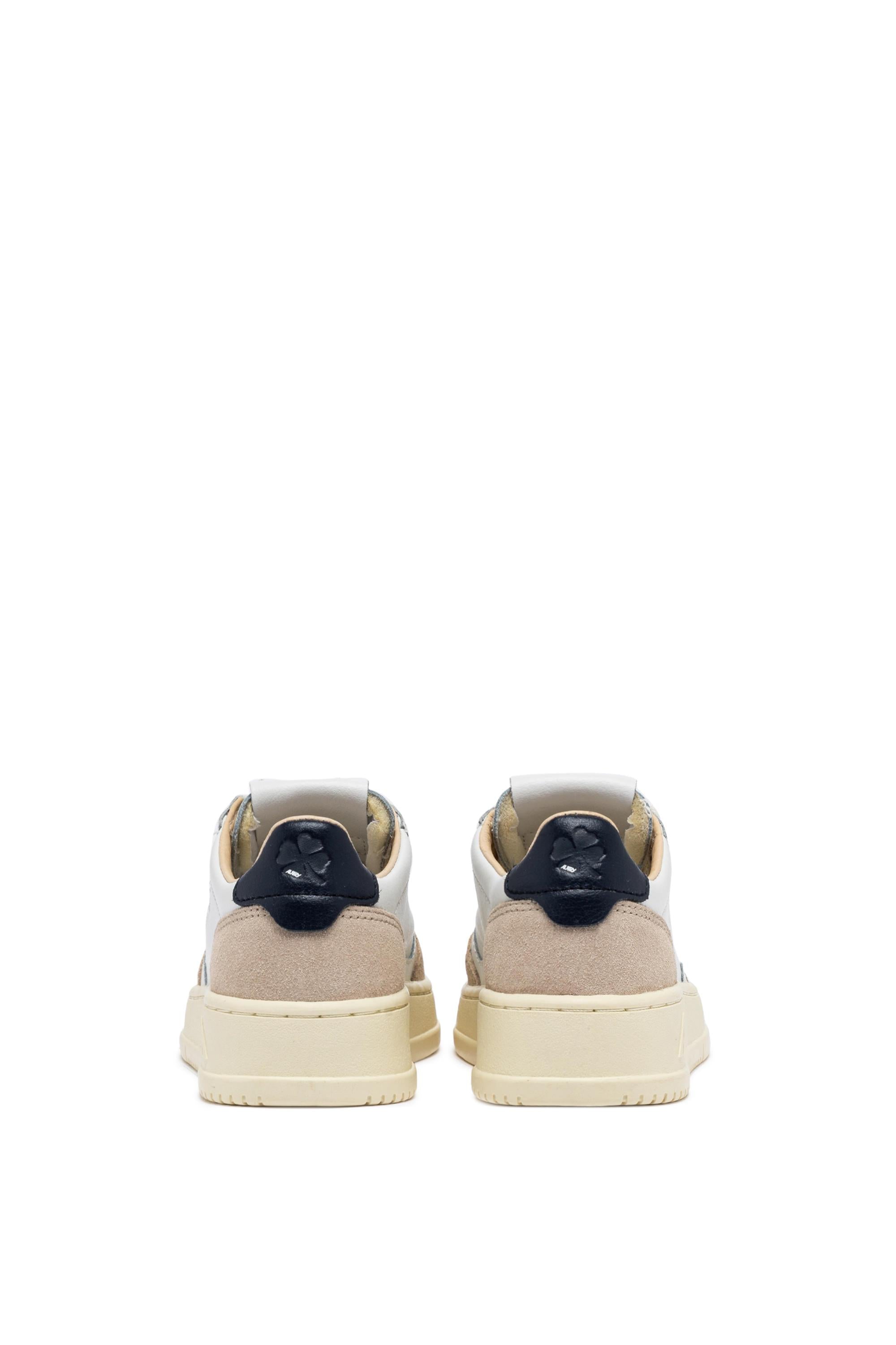 Sneaker Medalist bambino in pelle e camoscio KULK FS04 WHT/SPBLUE Autry