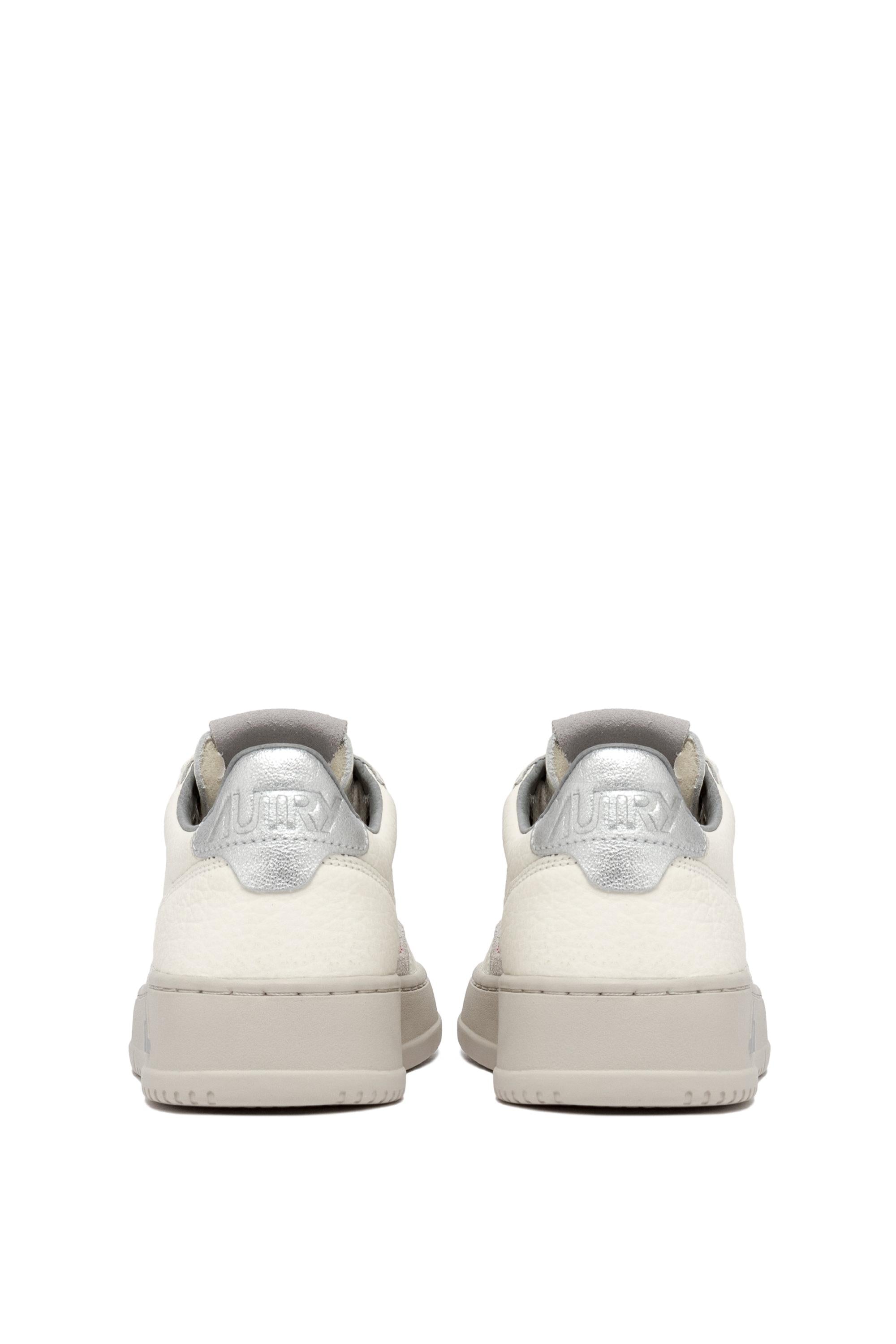 Sneaker donna Medalist low in pelle effetto elephant talloncino argento AULW EL01 SLV/WHT Autry