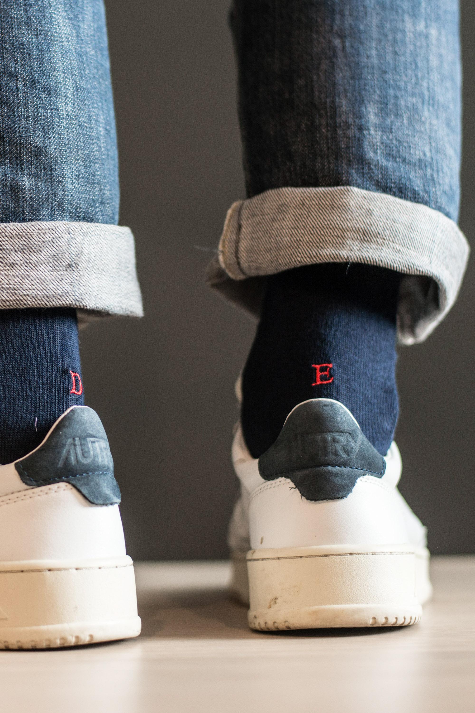 Calze in caldo cotone con iniziali rosse ricamate 101 NAVY Individual Socks