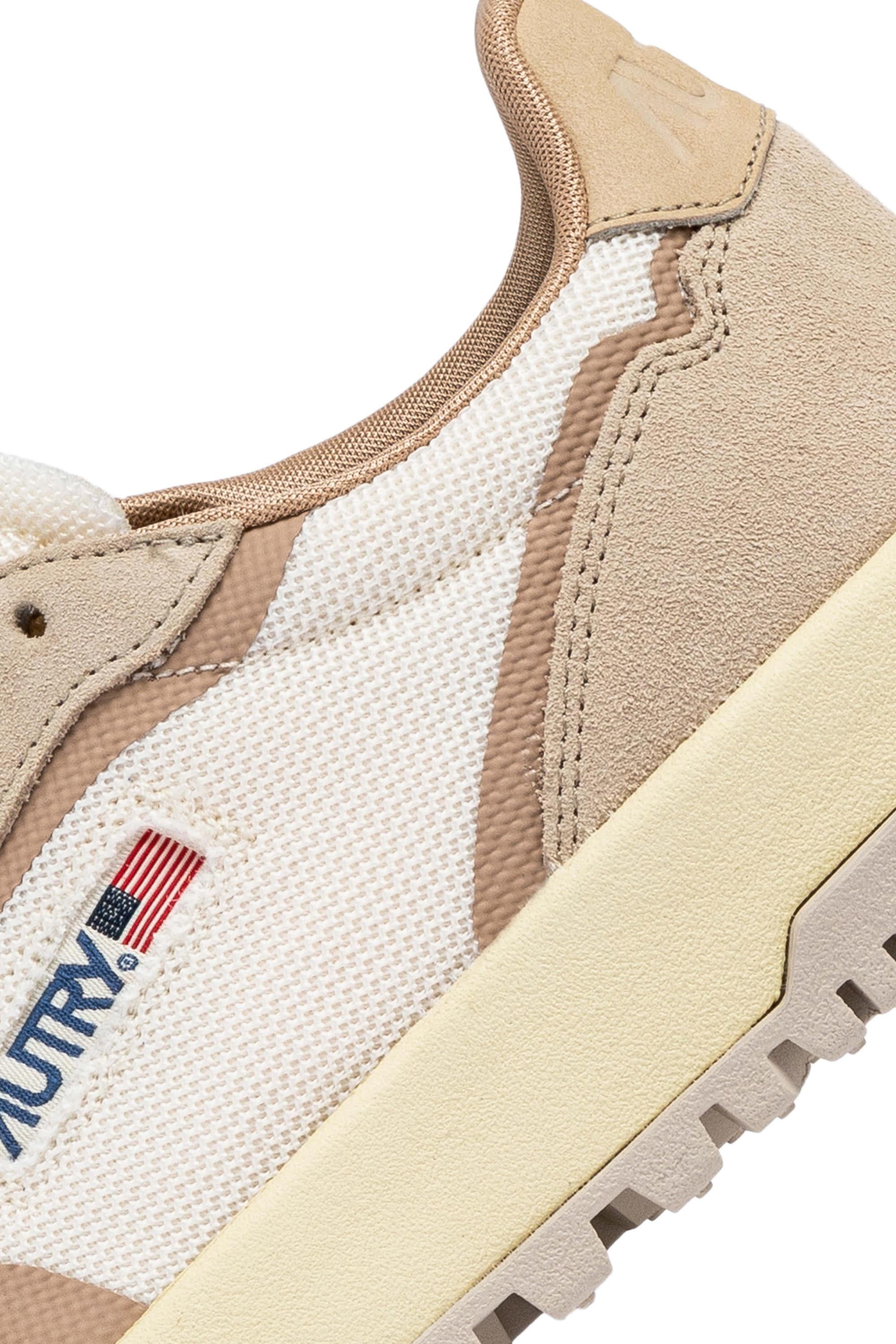 Autry Sneakers donna WildPace in camoscio e cordura LDLW AK03 WHIS/SAND
