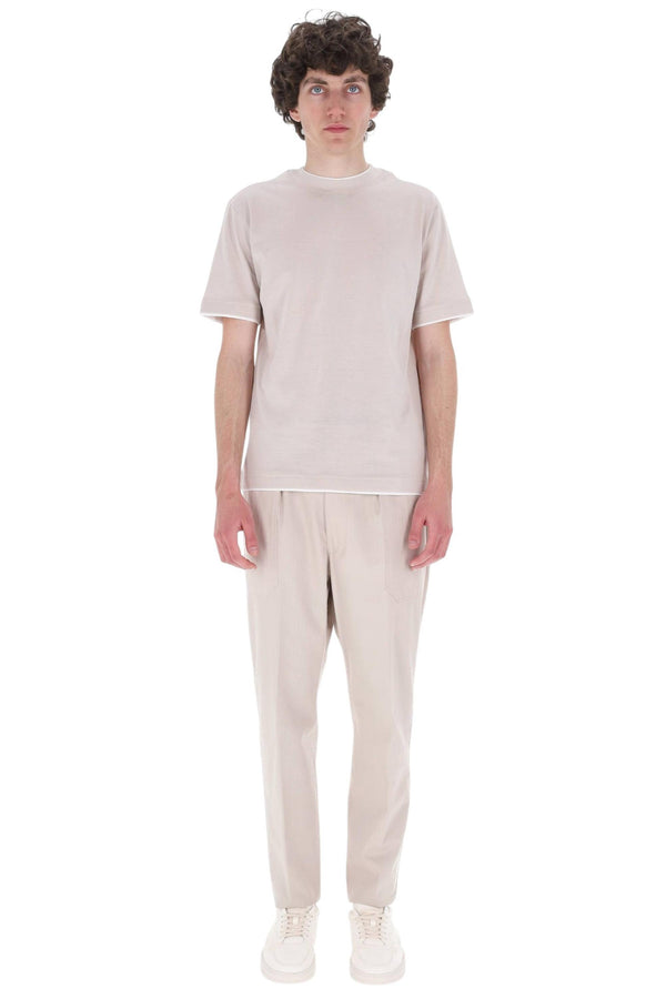T-Shirt aus Baumwolle mit doppelten Kanten
