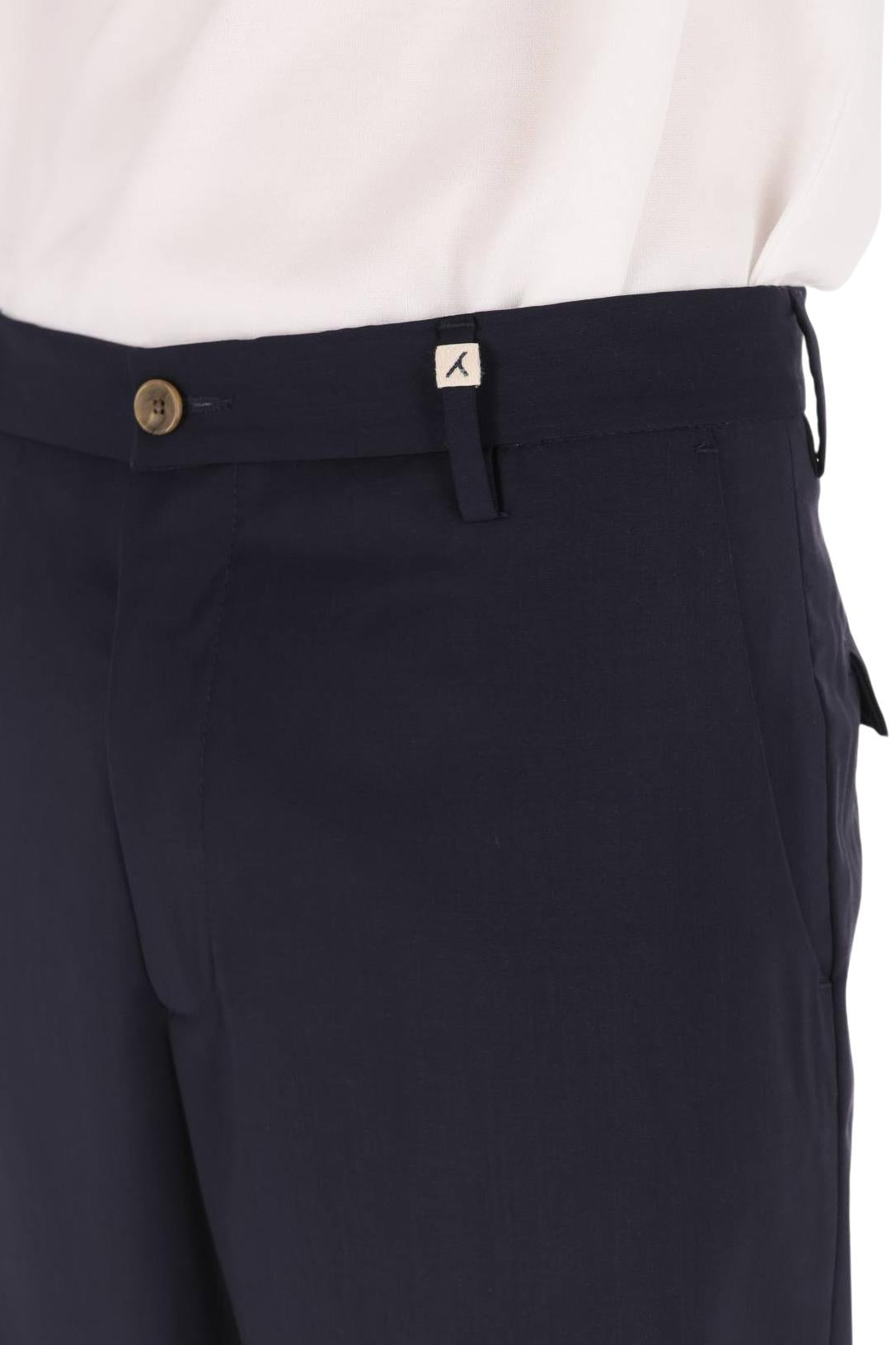 Myths Pantalone over fit in lana vergine "luxury wool" 26M23NP 101 037