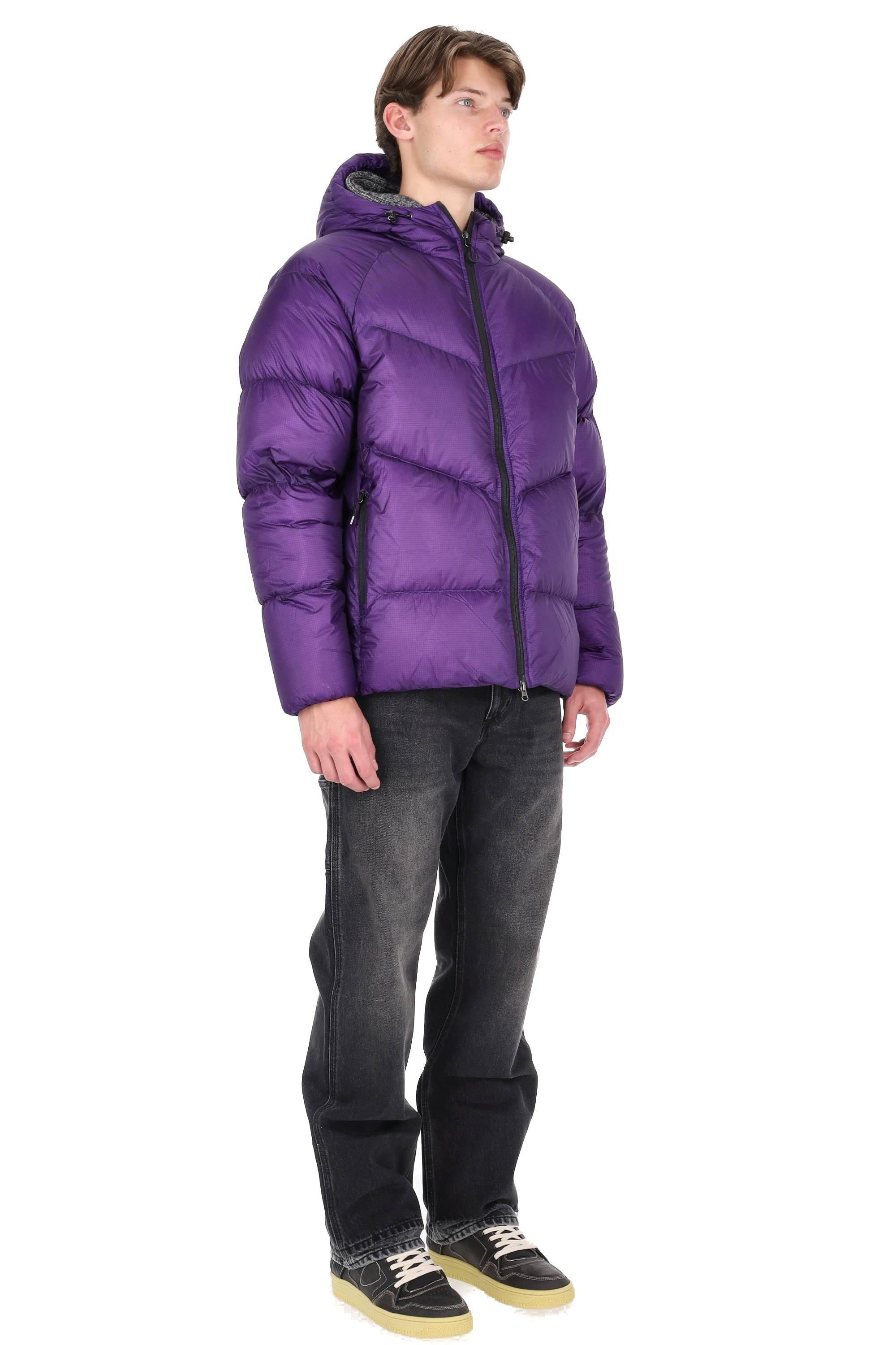Pyrenex Piumino modello Helium HMY011 5190