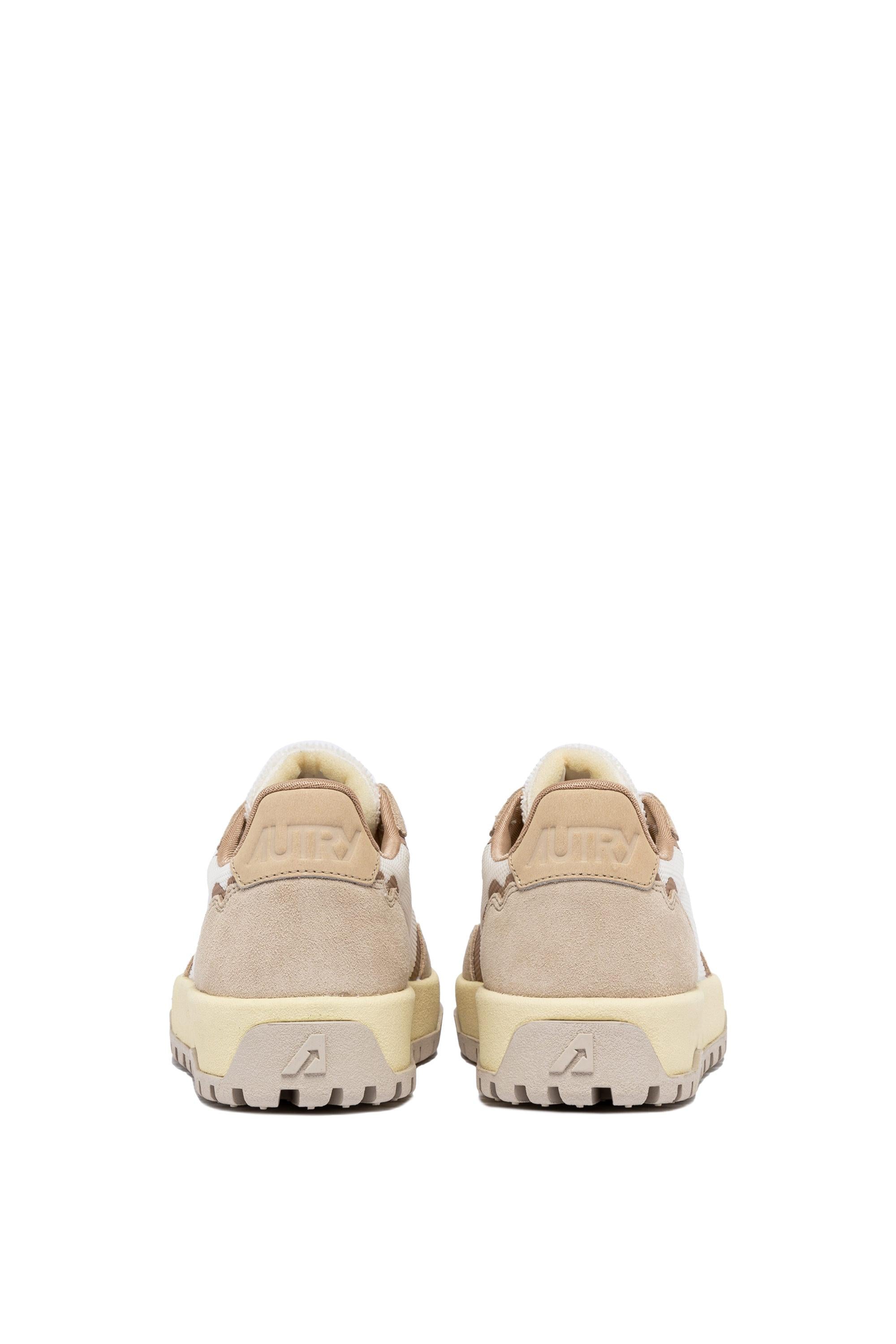 Autry Sneakers donna WildPace in camoscio e cordura LDLW AK03 WHIS/SAND