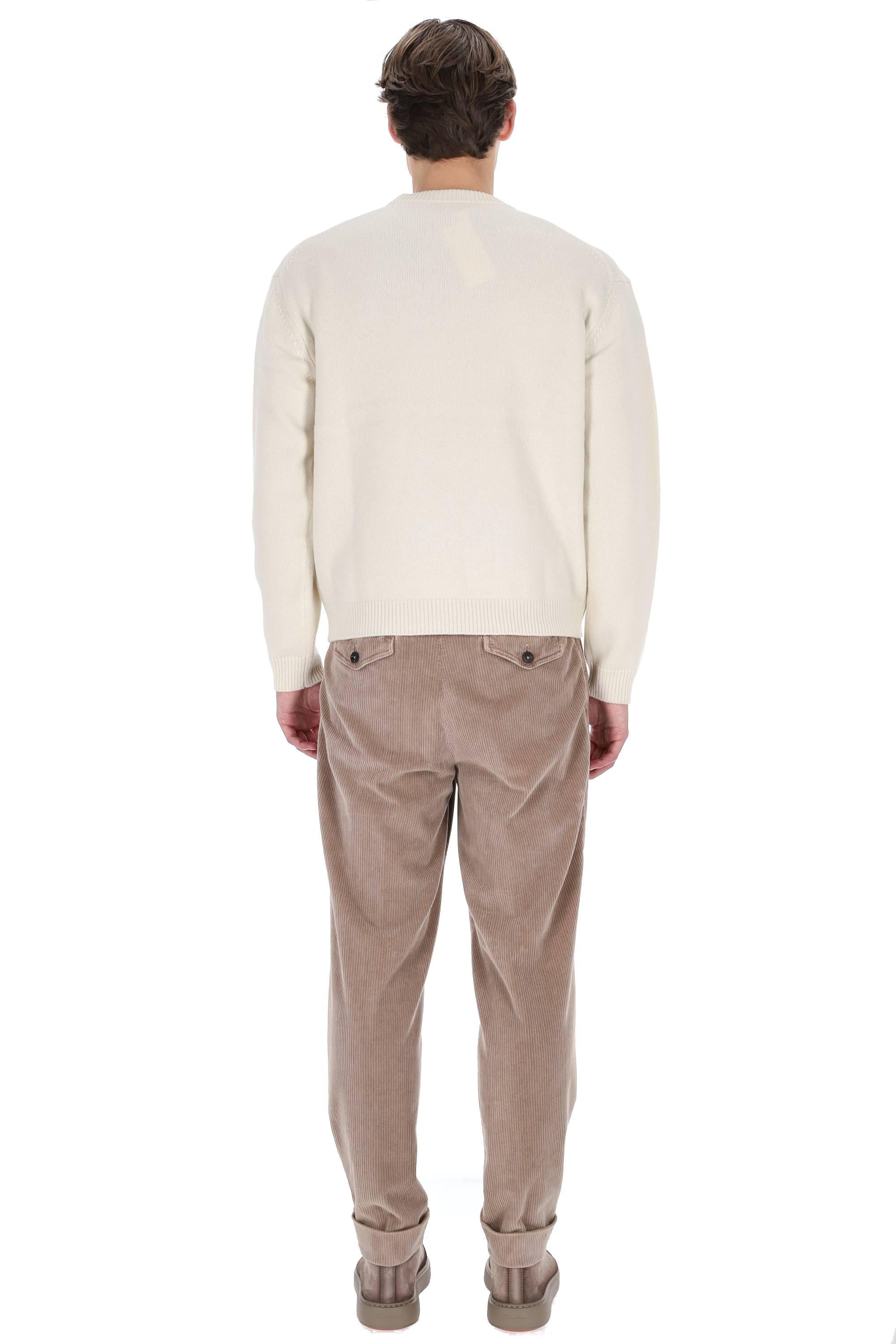 Maison Kitsuné Maglia girocollo in lana merino con ricamo fox grande PM00816KM0329 0395