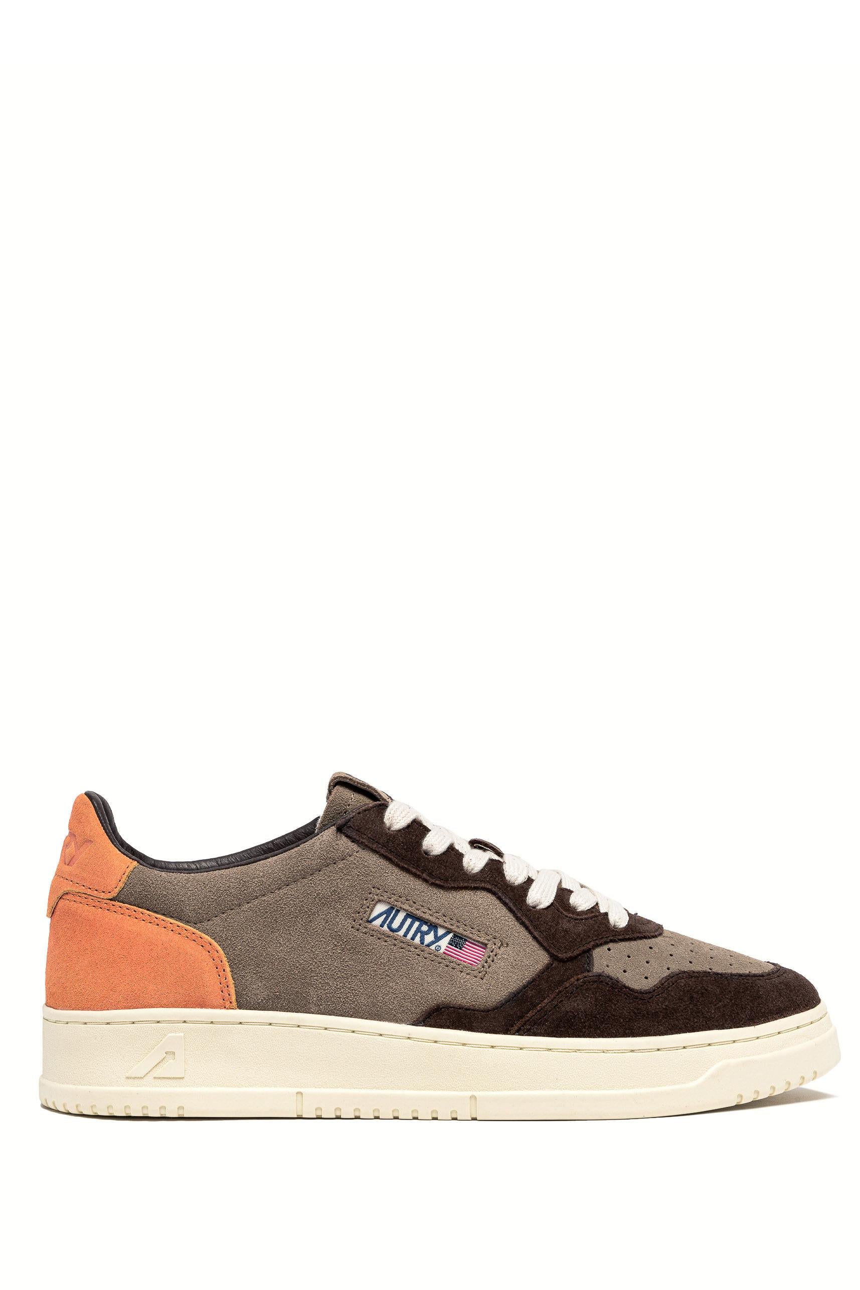 Autry Sneaker triplo camoscio mod. Medalist AULM TS21 MOKA/FANTA