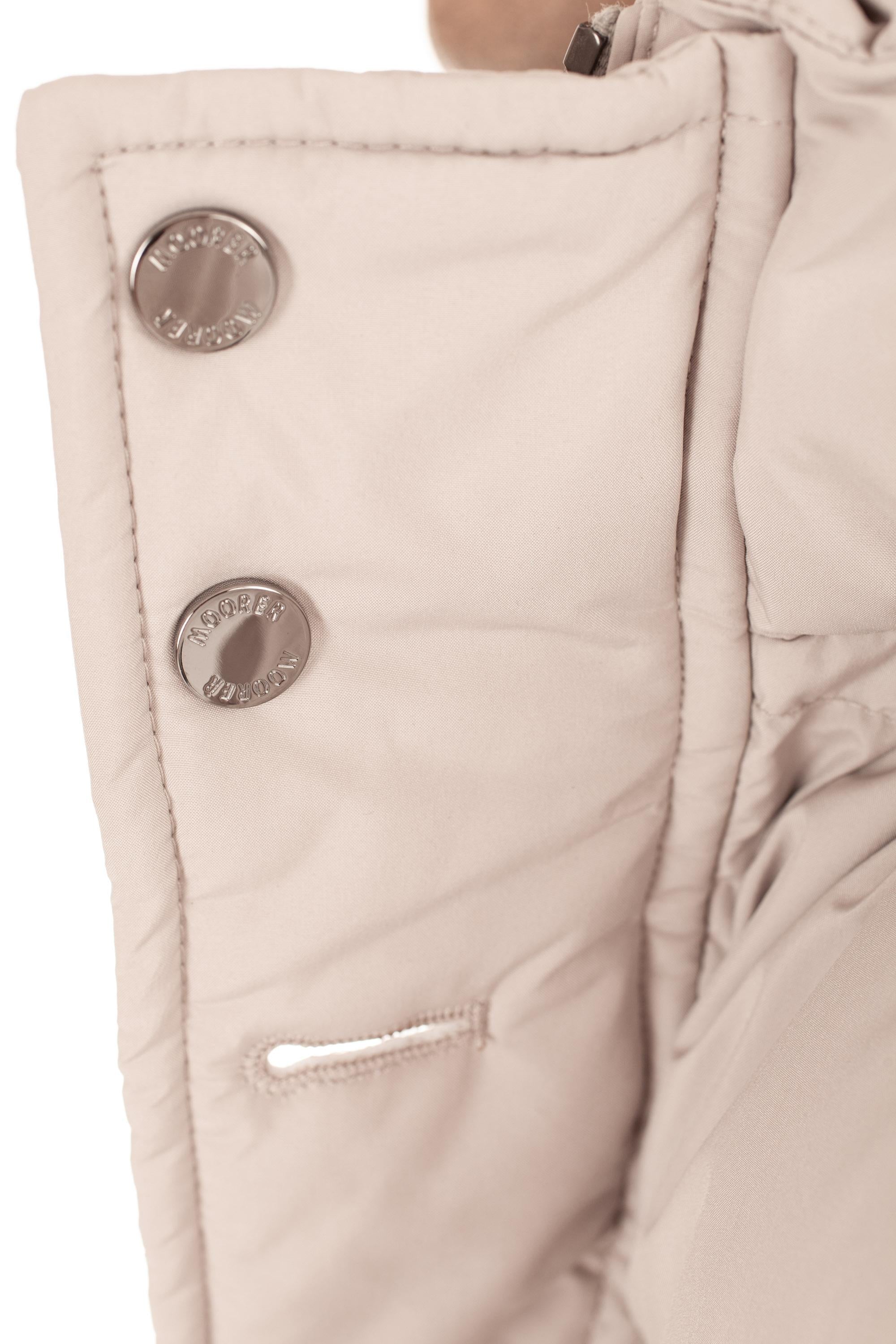 Piumino con cappuccio e collo in castoro mod. saturno-stp SATURNO-STP U0102 Moorer