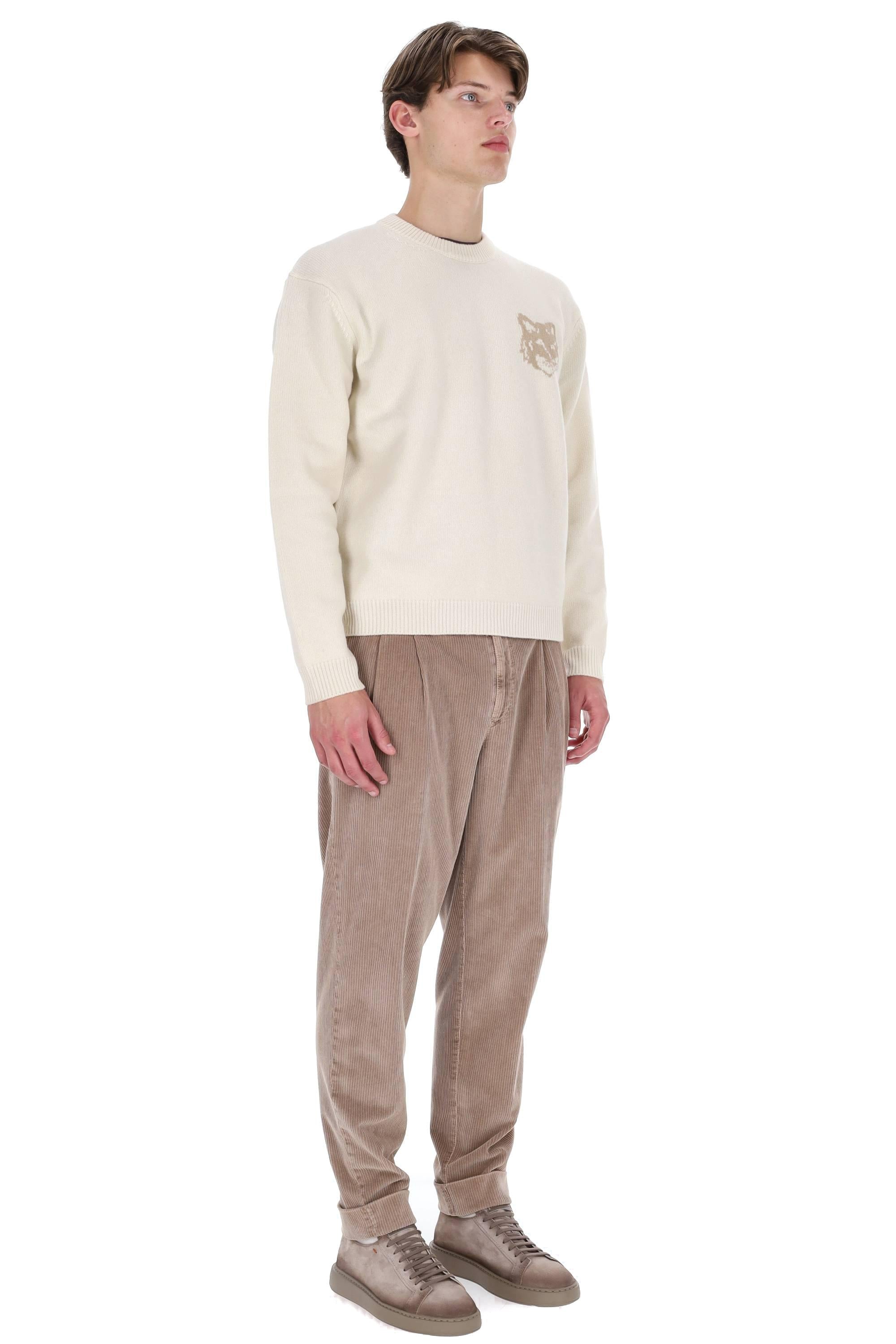 Maison Kitsuné Maglia girocollo in lana merino con ricamo fox grande PM00816KM0329 0395