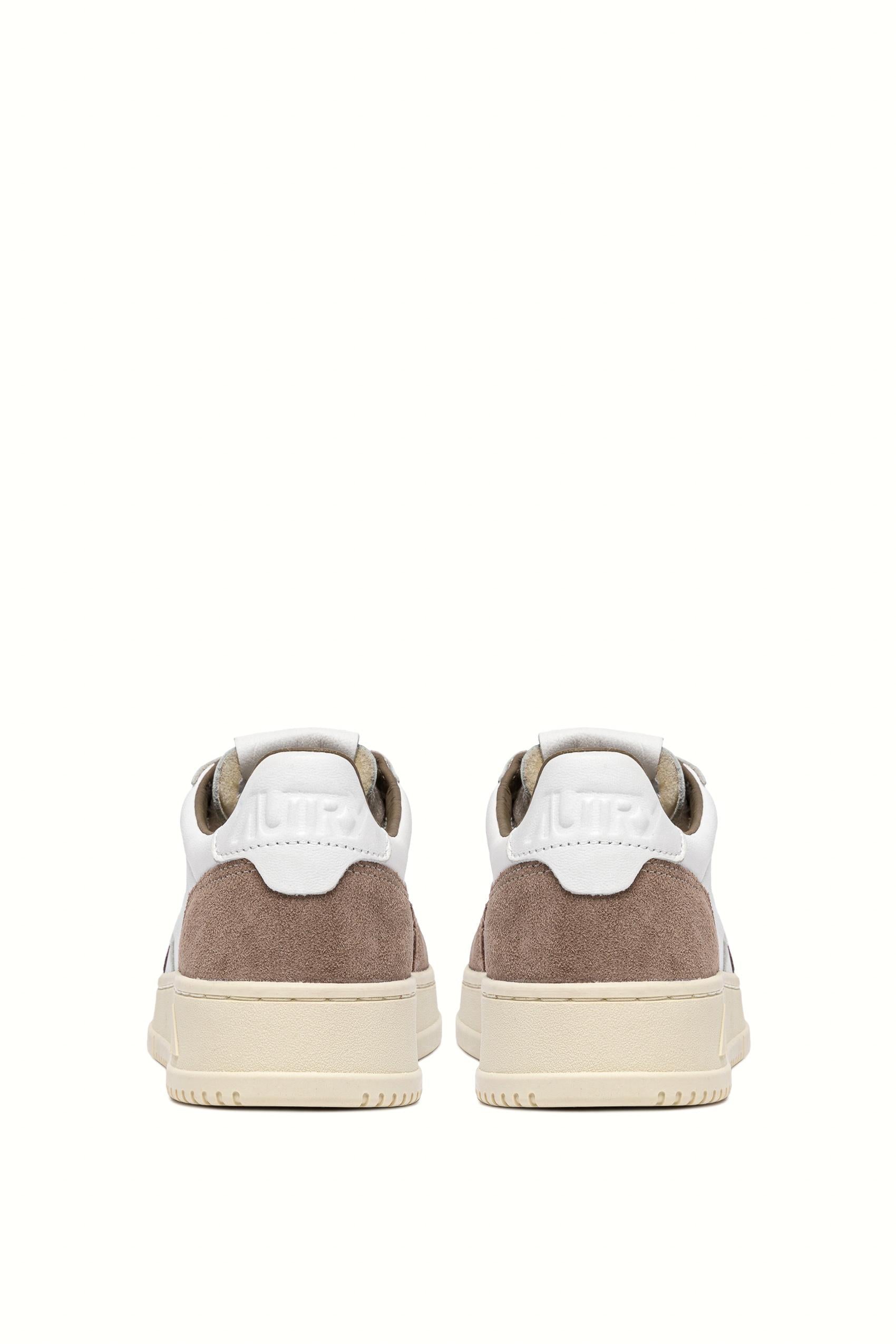 Autry Sneaker bimateriale in pelle di capra e camoscio AULM GS43 WHT/TOBACCO