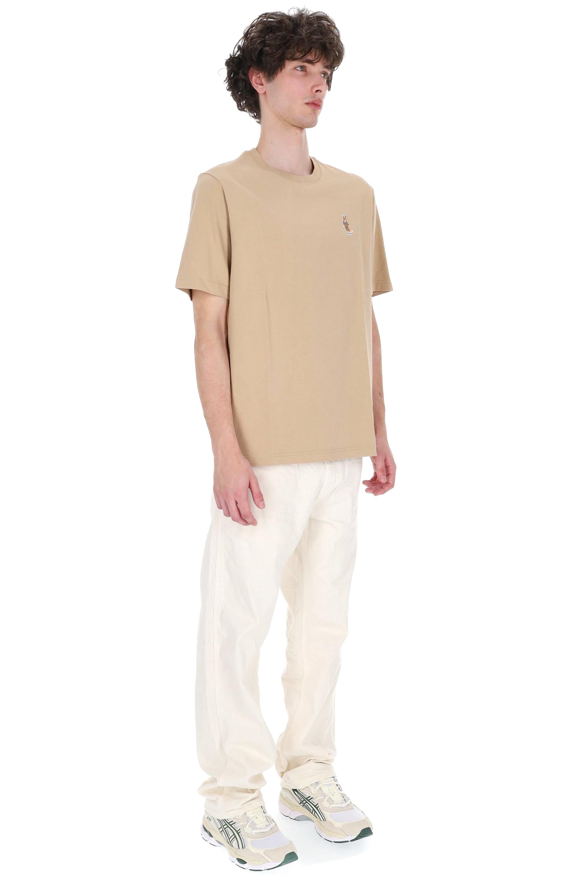 Maison Kitsuné T-shirt dressed fox in cotone QM00101KJ7025 ROASTED ALMOND