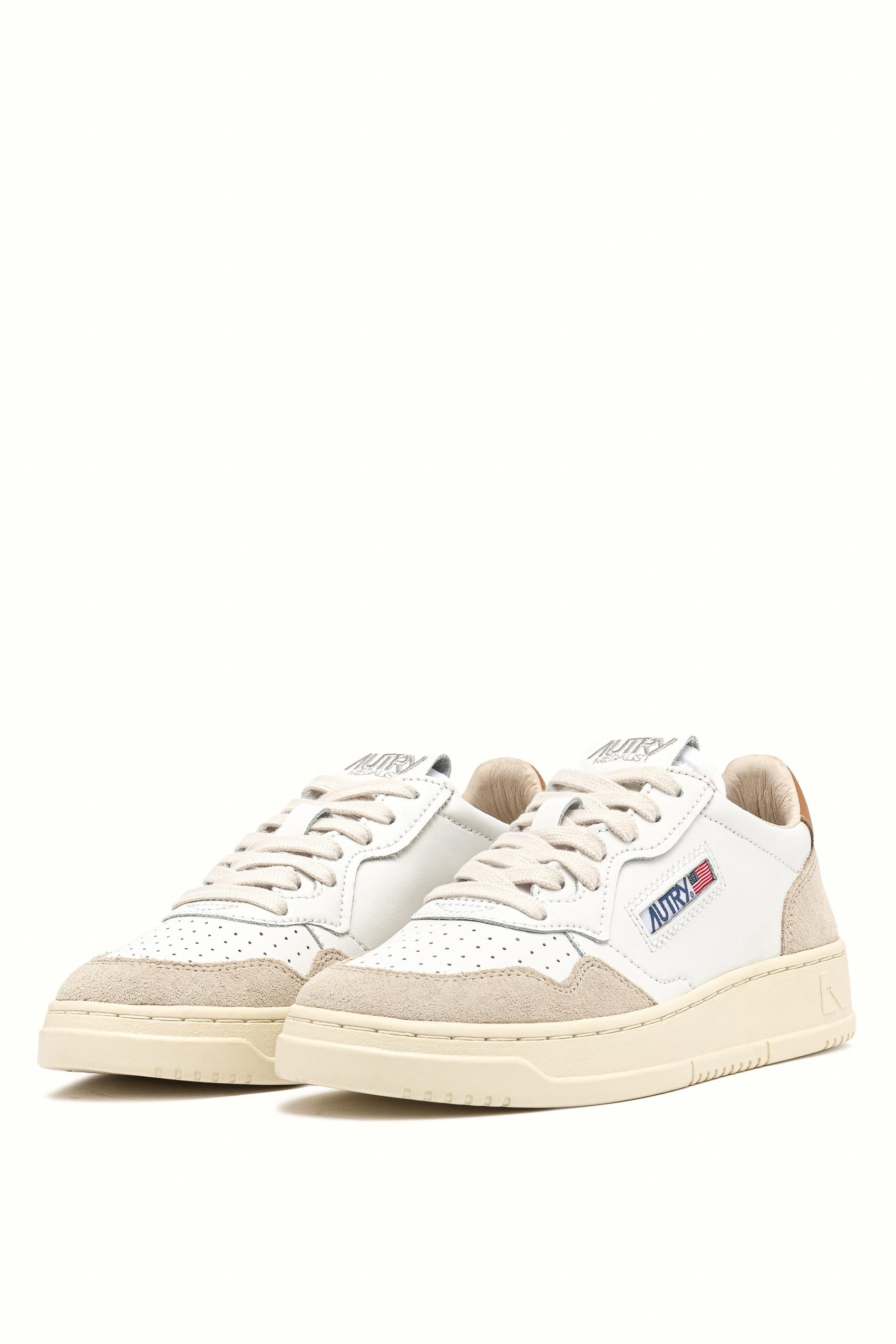 Autry Sneaker bimateriale in pelle e camoscio talloncino nocciola AULM LS02 WHT/BRNSUG