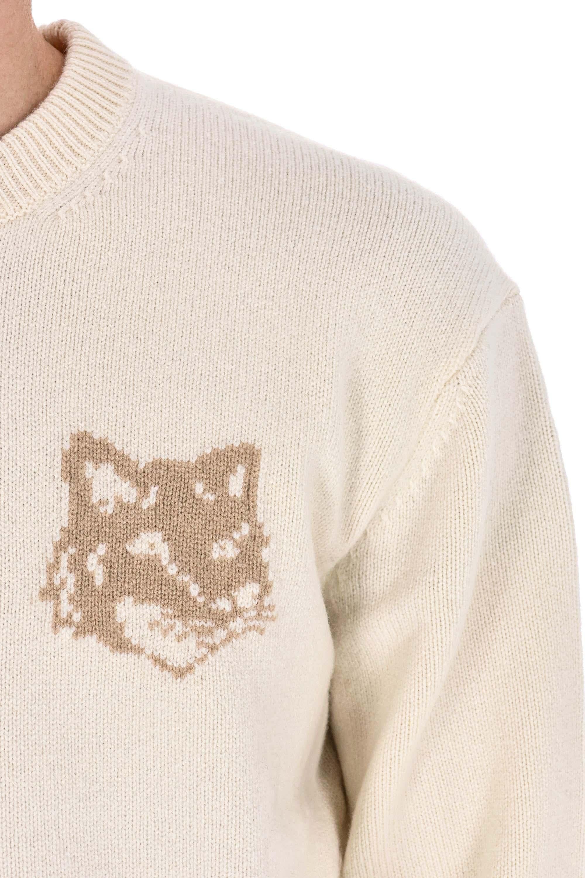 Maison Kitsuné Maglia girocollo in lana merino con ricamo fox grande PM00816KM0329 0395