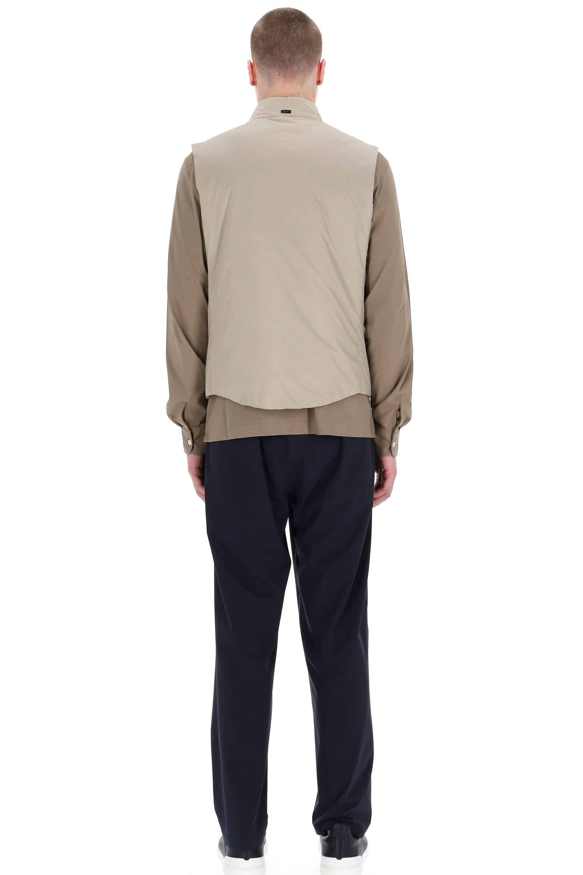 Herno Gilet in nylon Globe Lab GI000456U 1985