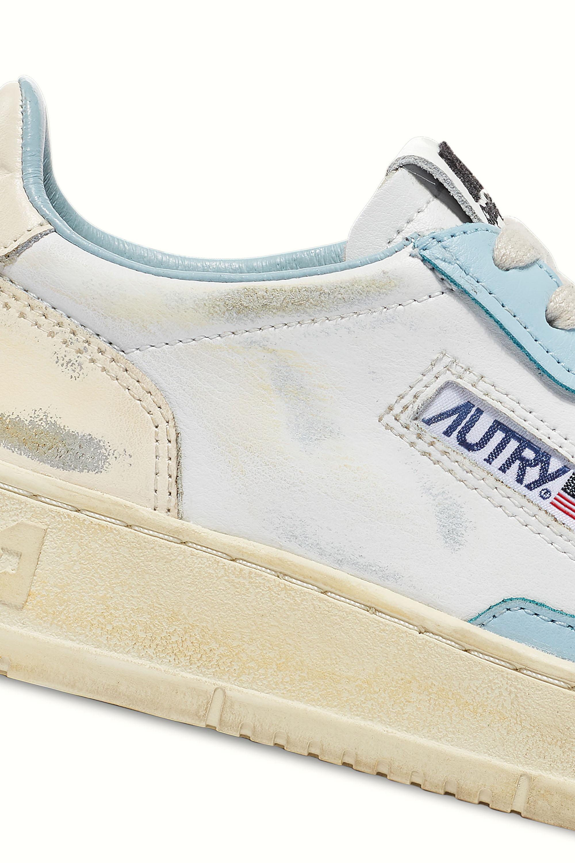 Sneaker donna Super Vintage in pelle AVLW SV26 WHT/IVORY/STBL Autry