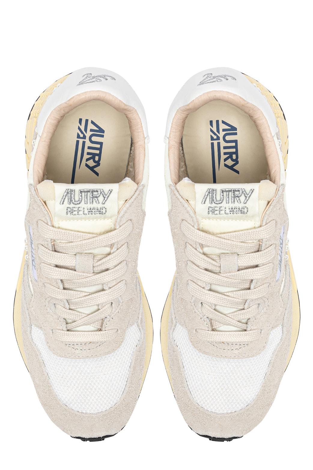 Autry Running donna in camoscio e mesh con perline mod. Reelwind WWLW NH01 WHT/WHT